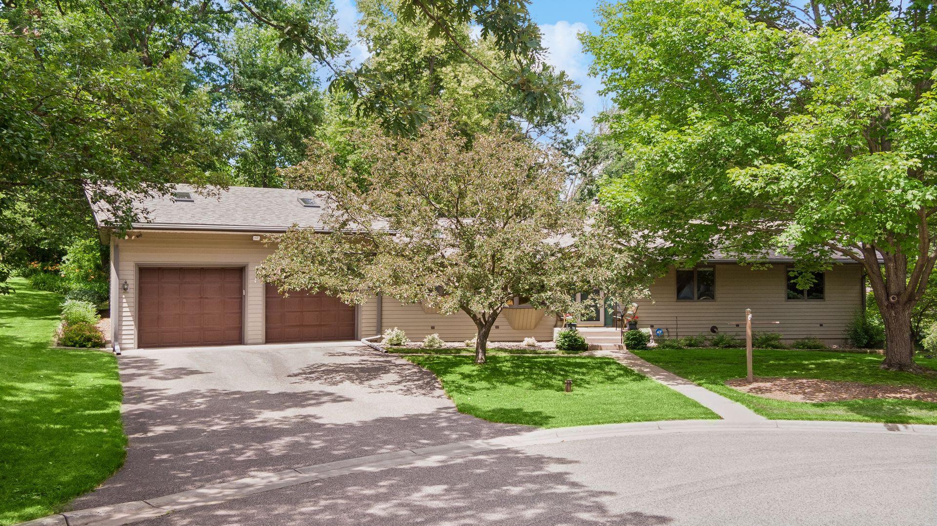 main property photo 90