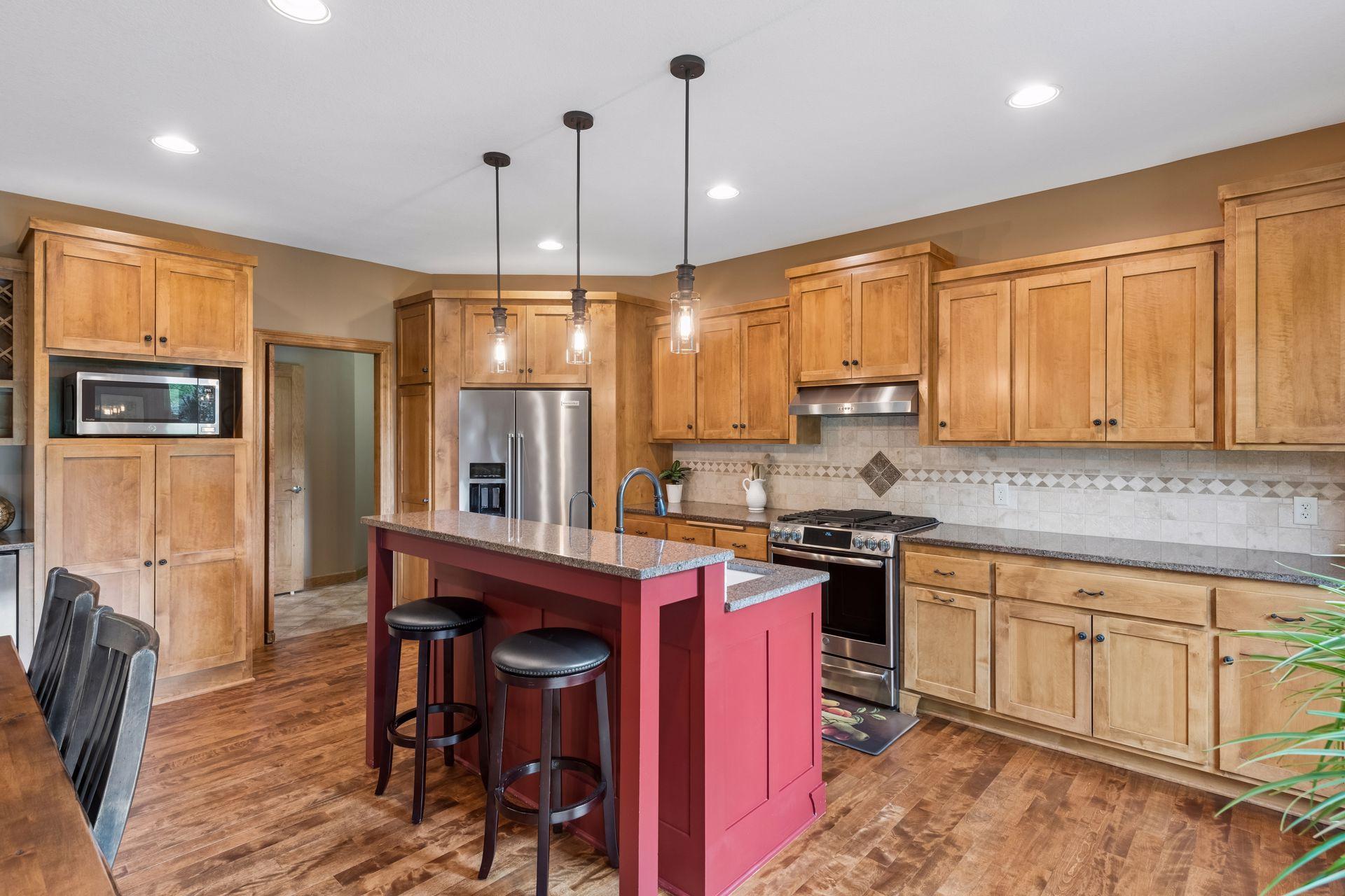 main property photo 18