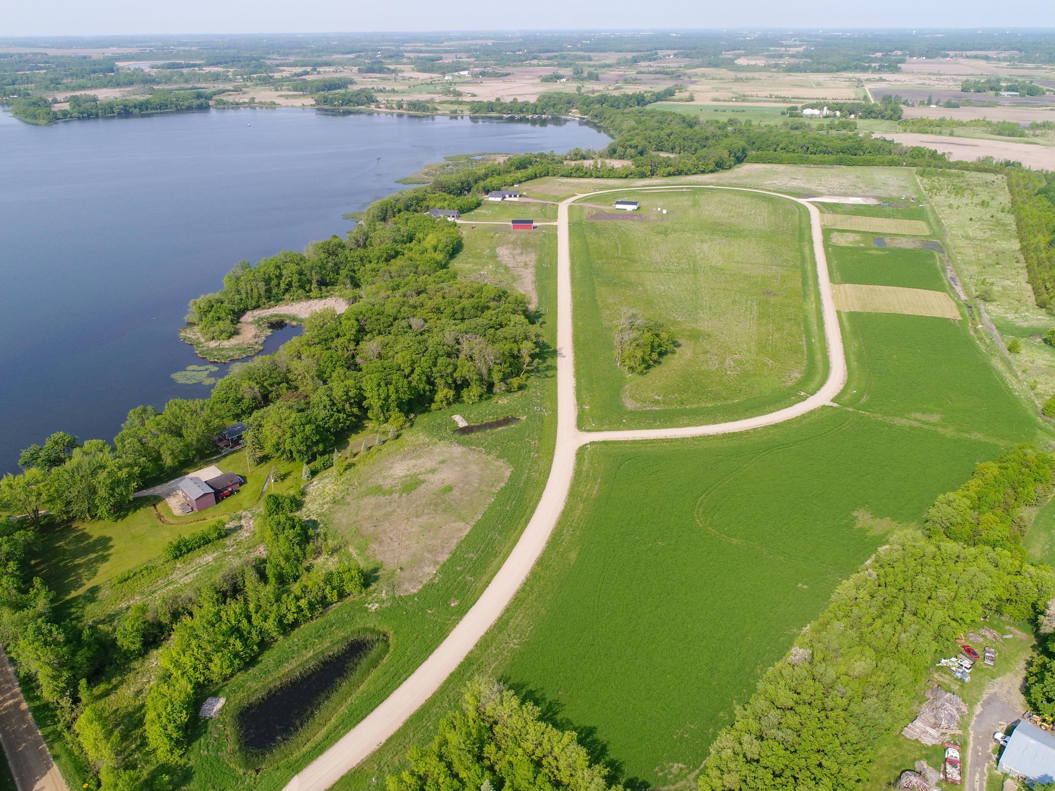 main property photo 10