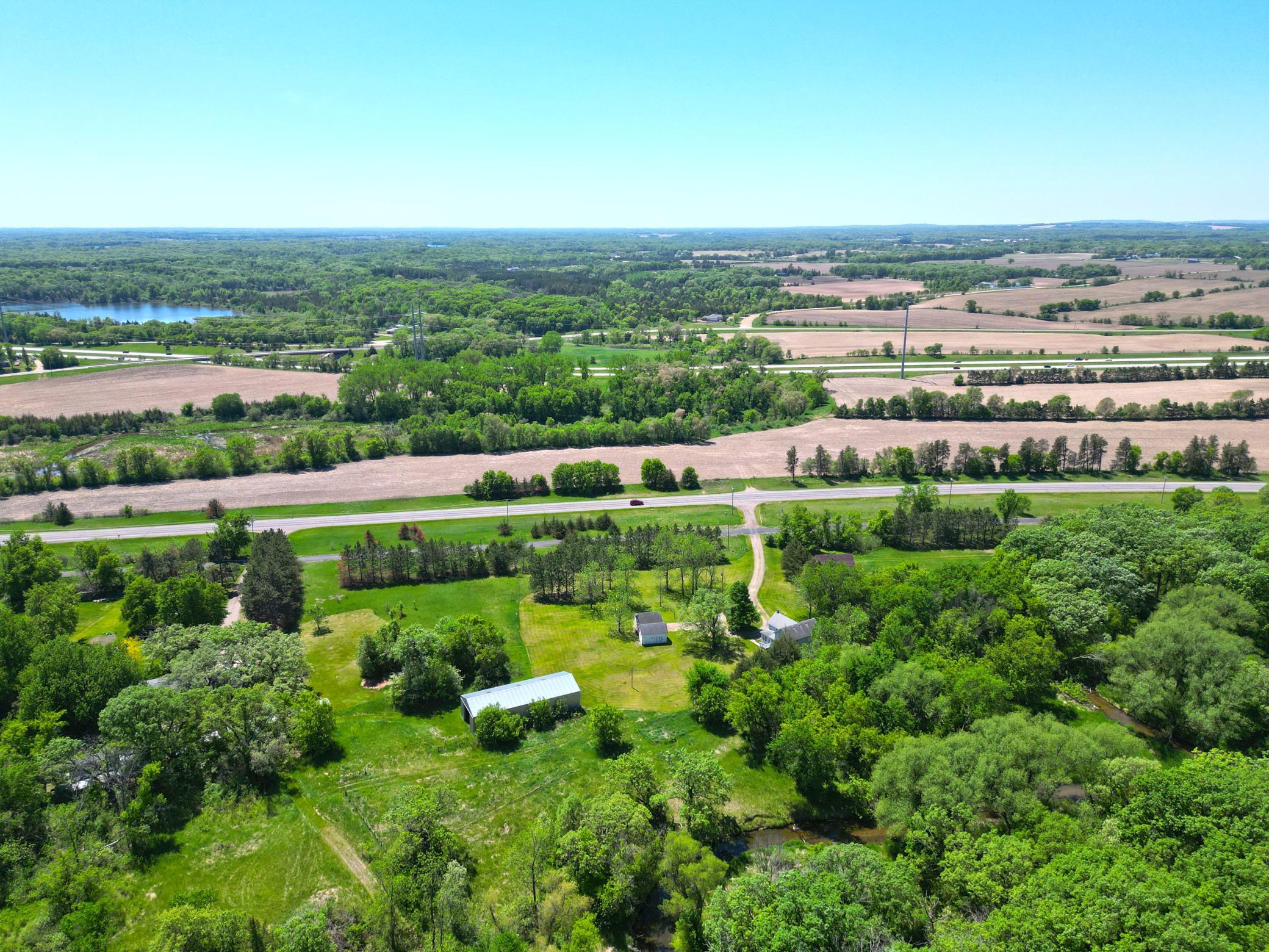 main property photo 32