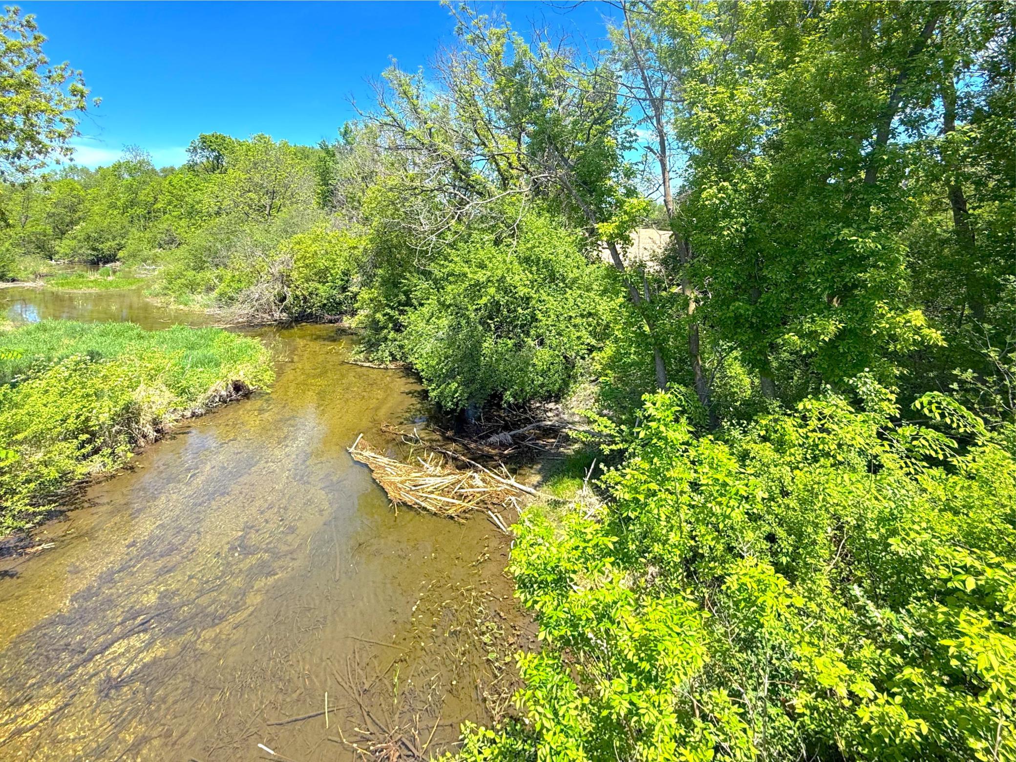 main property photo 10