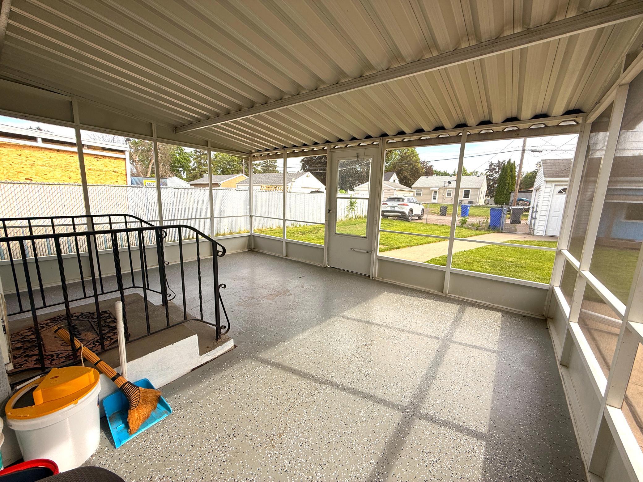 main property photo 38