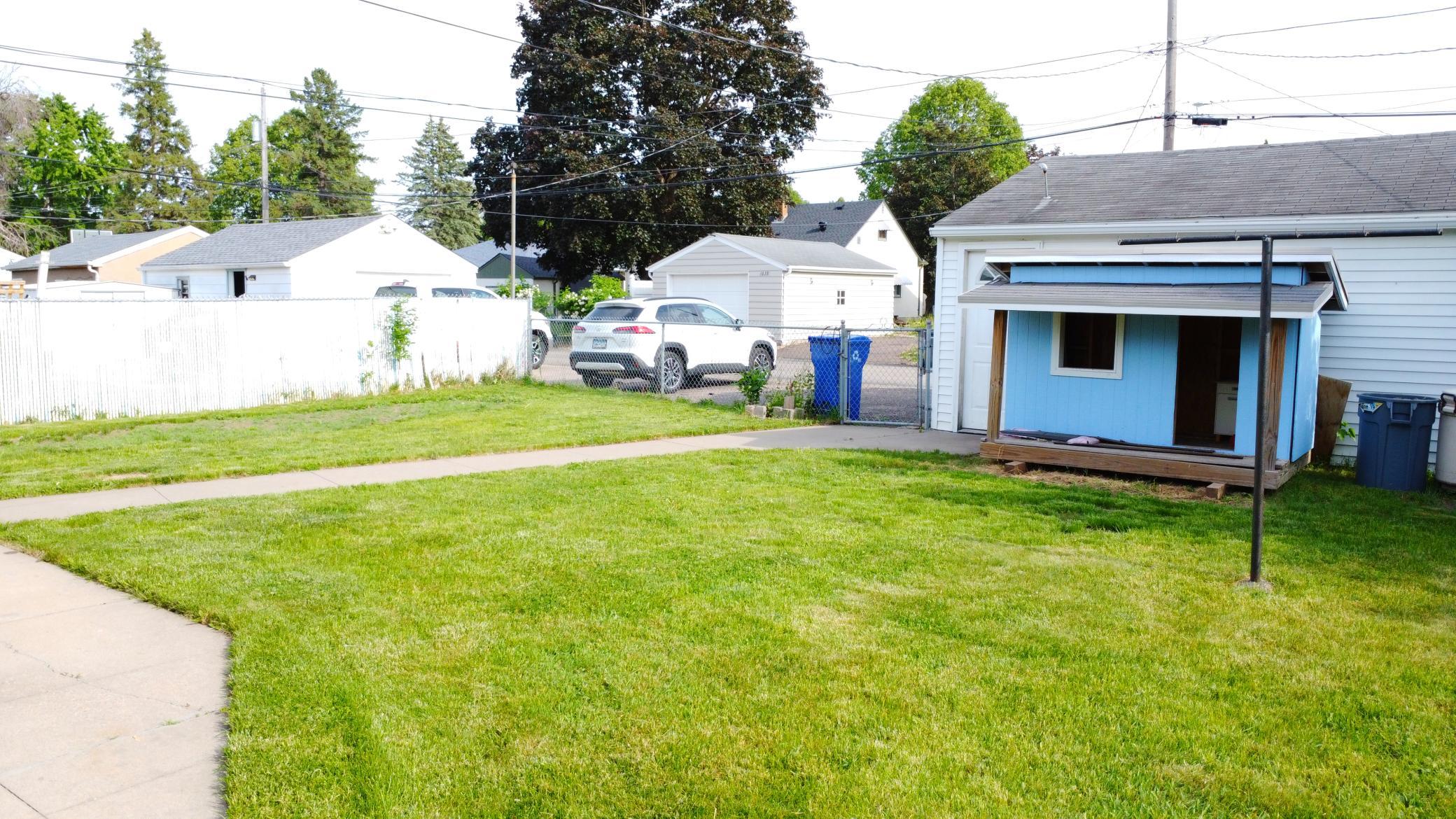 main property photo 8