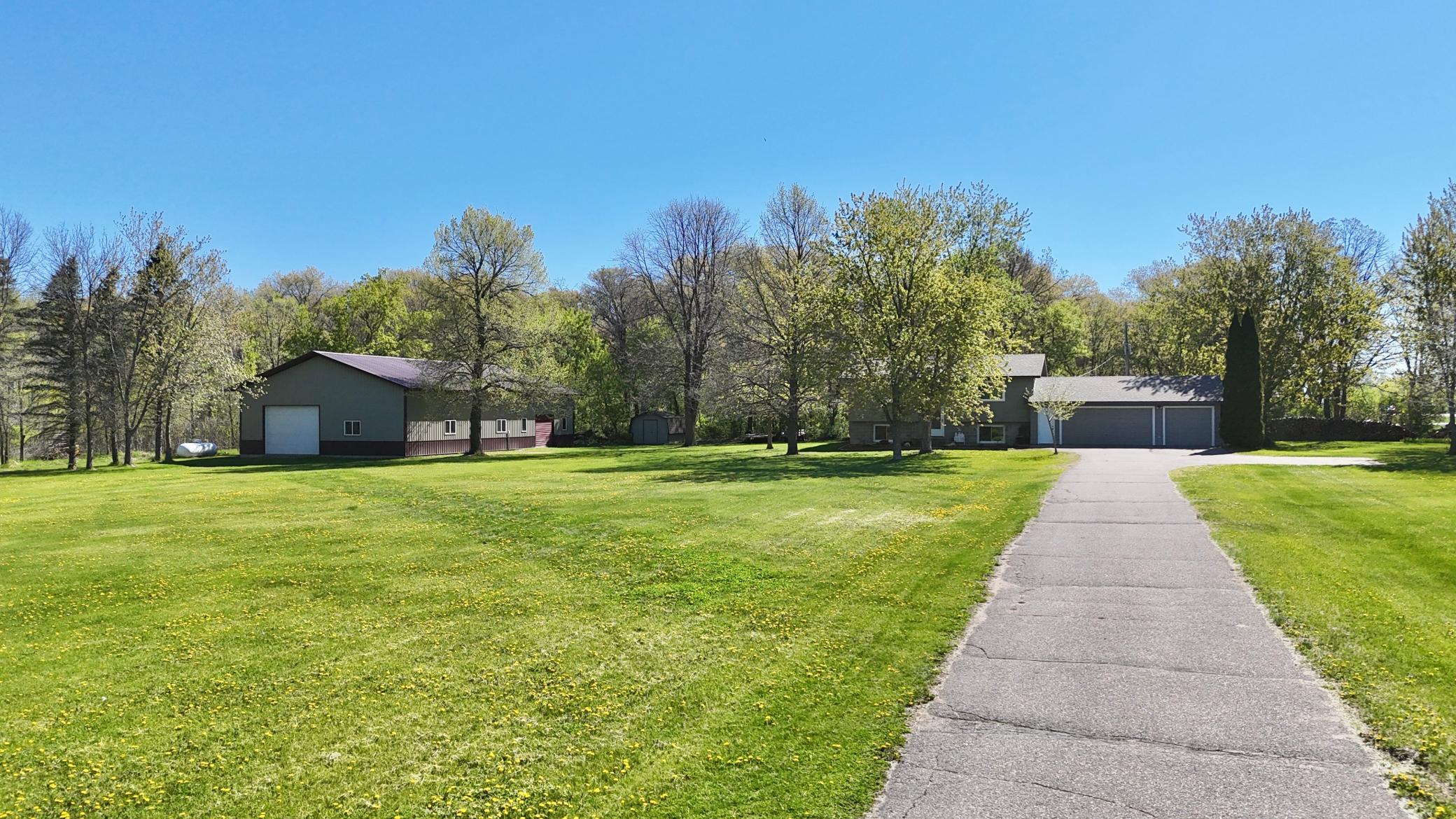 main property photo 4