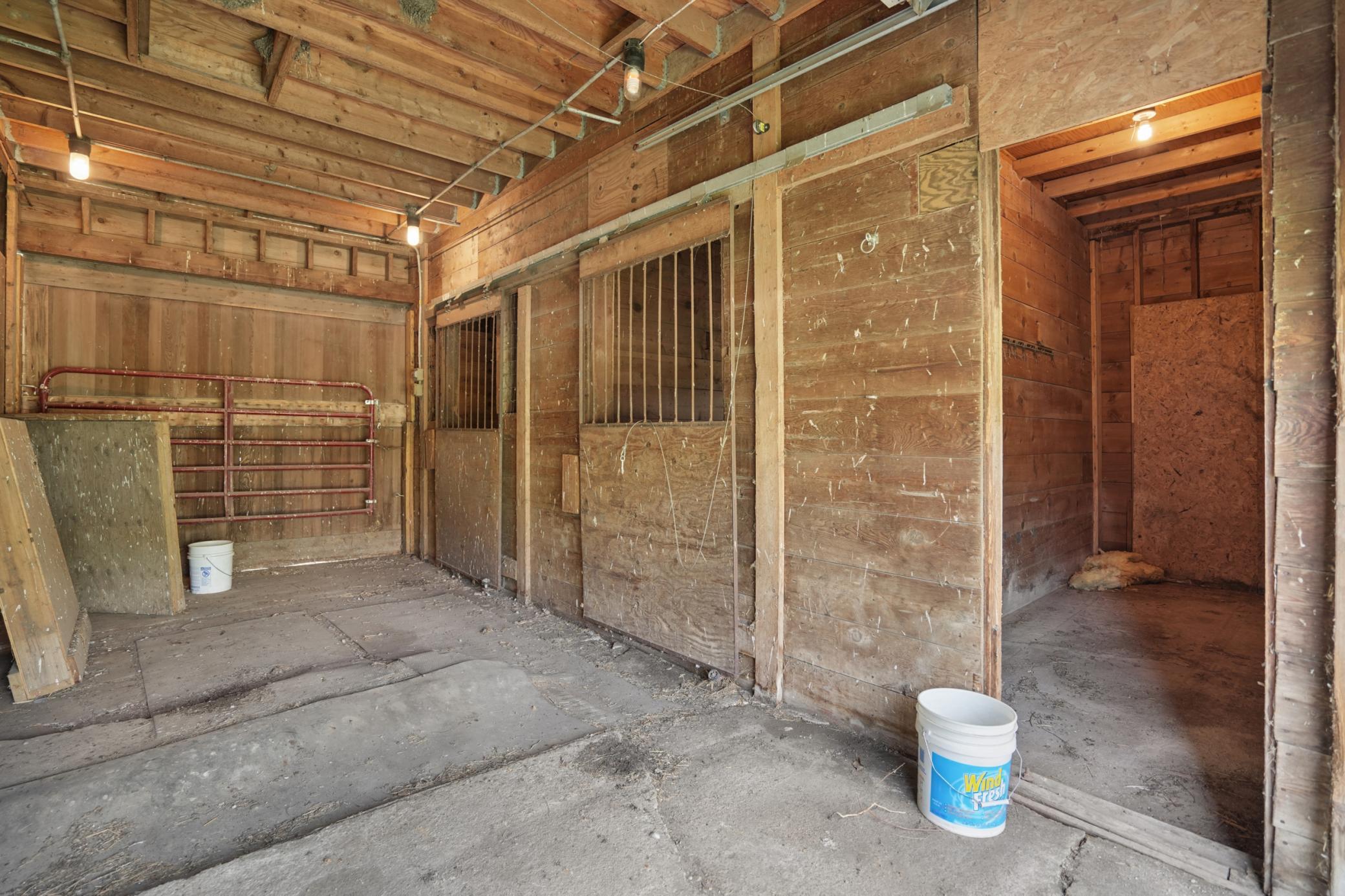 main property photo 58