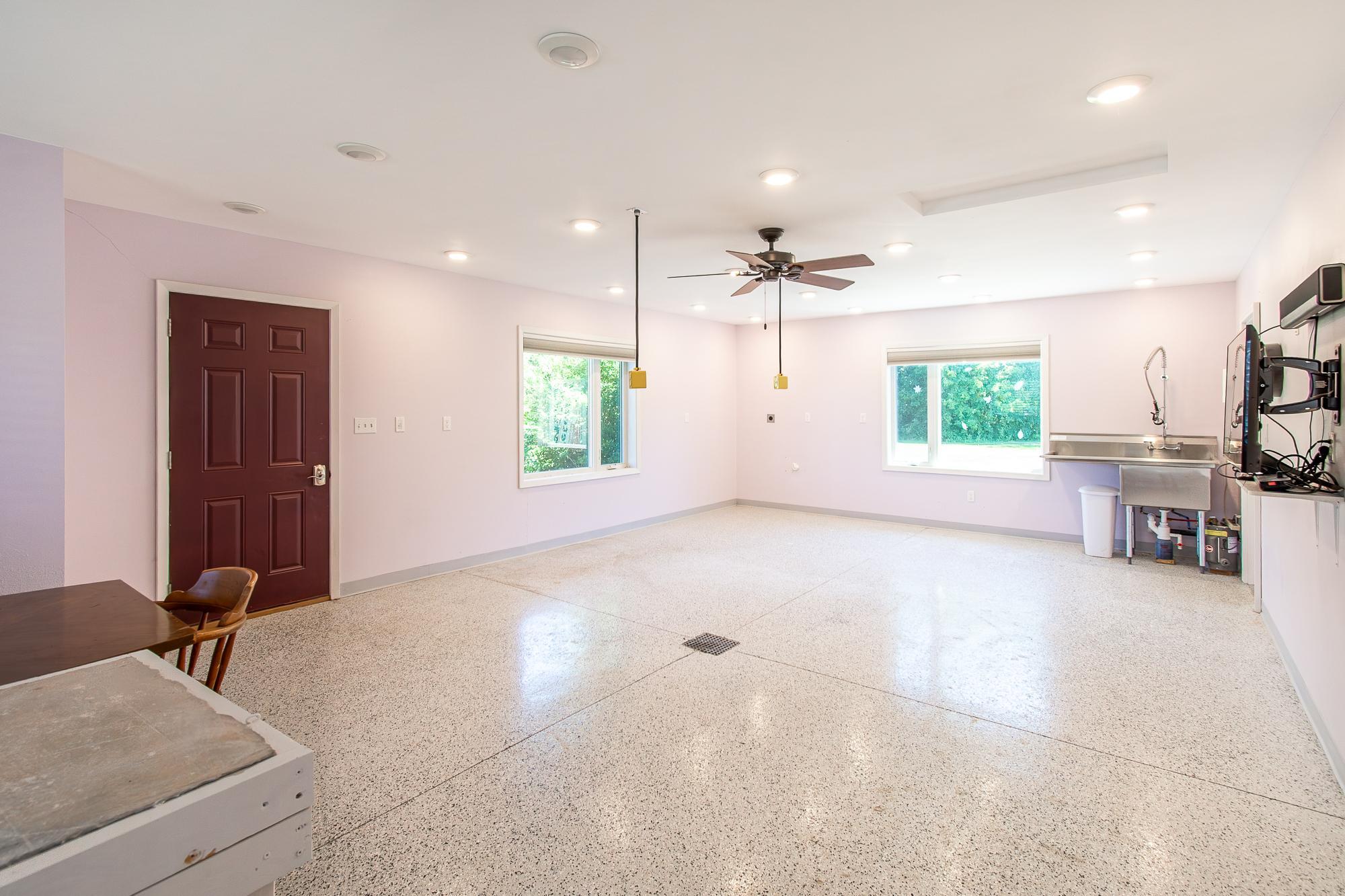 main property photo 82