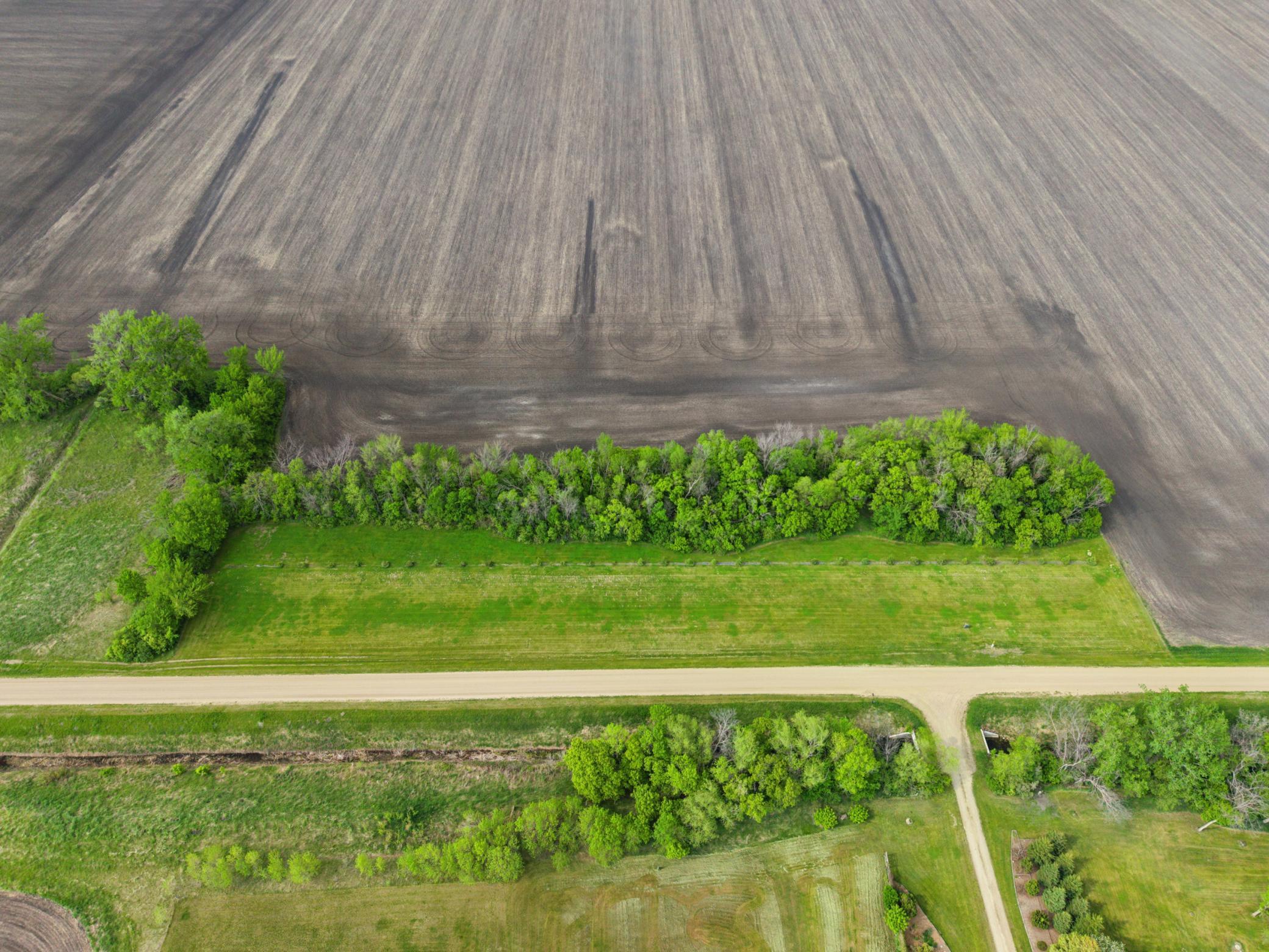 main property photo 92