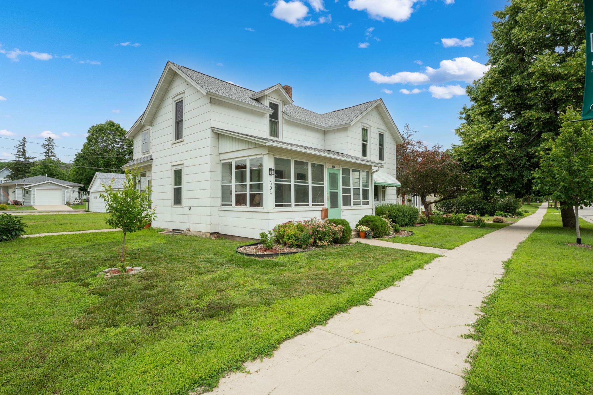 main property photo 37