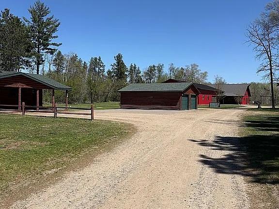 main property photo 37