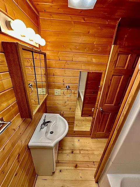 main property photo 43