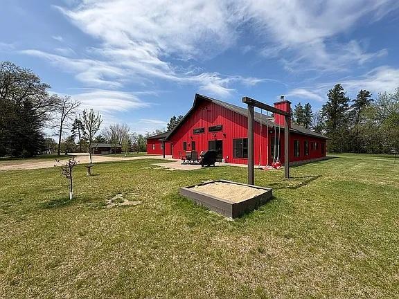 main property photo 5