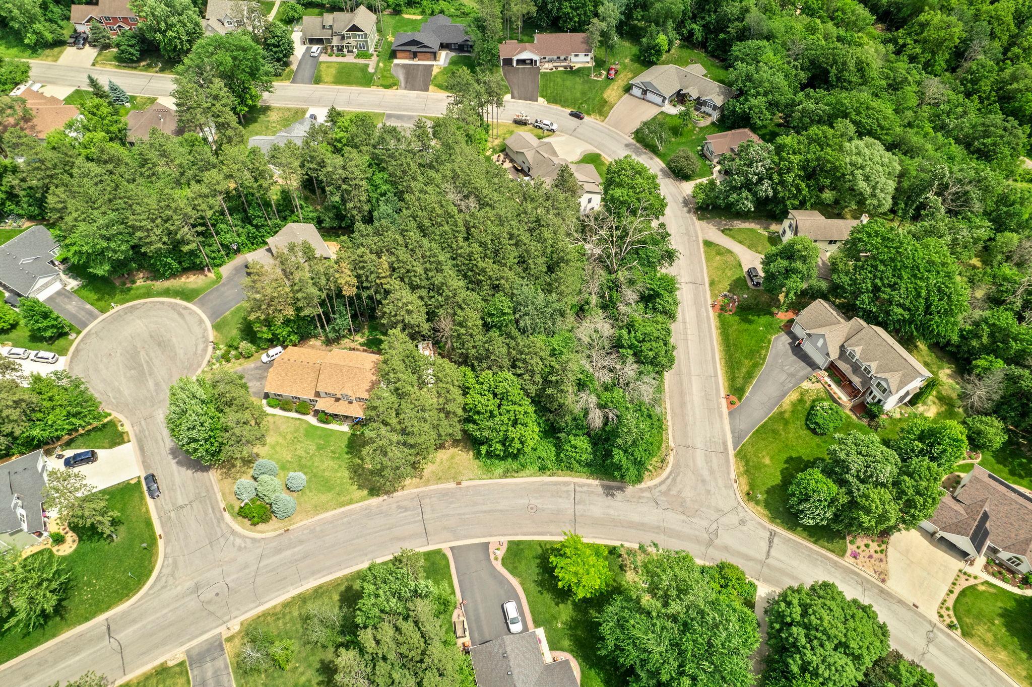 main property photo 13