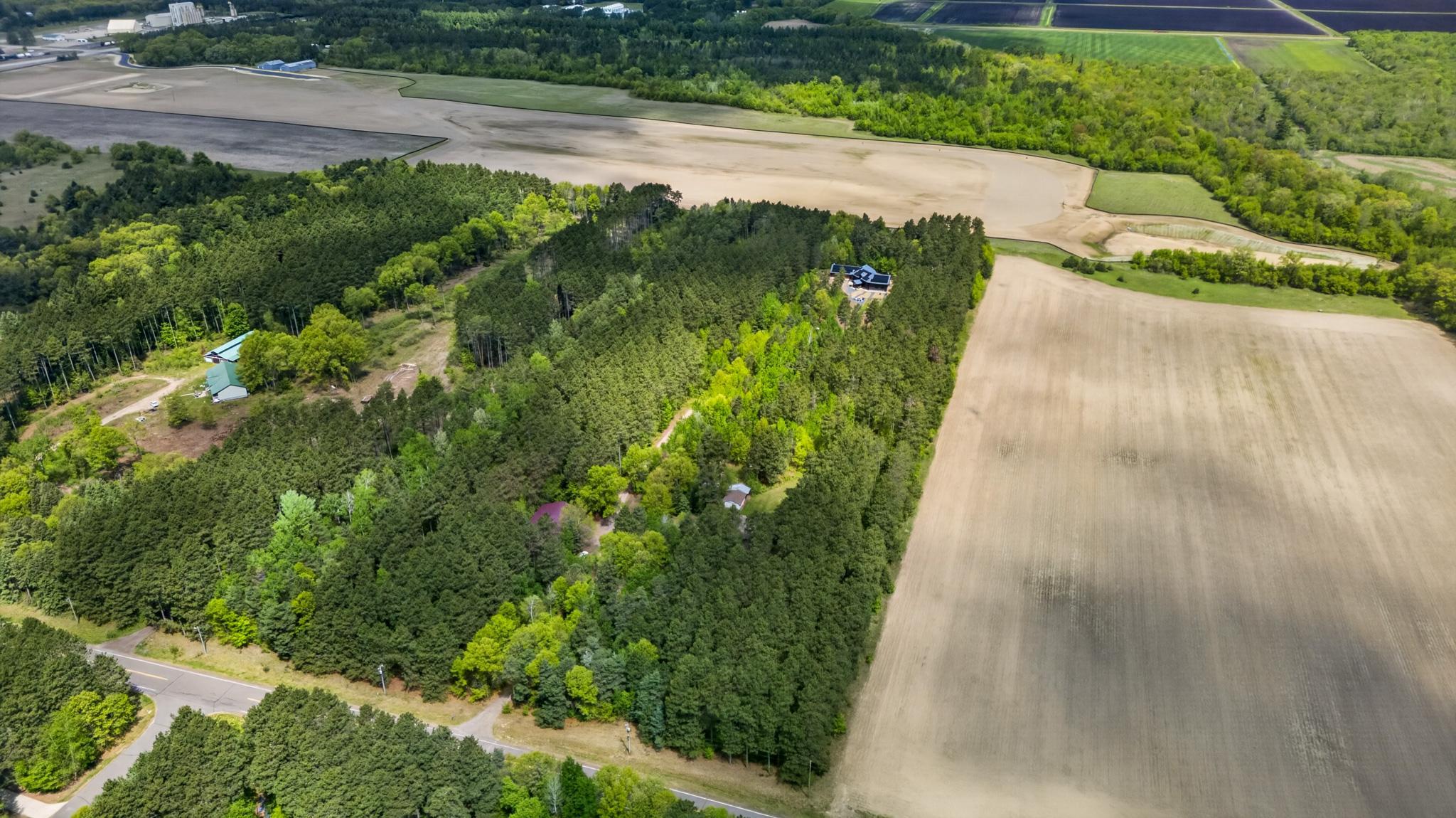 main property photo 27