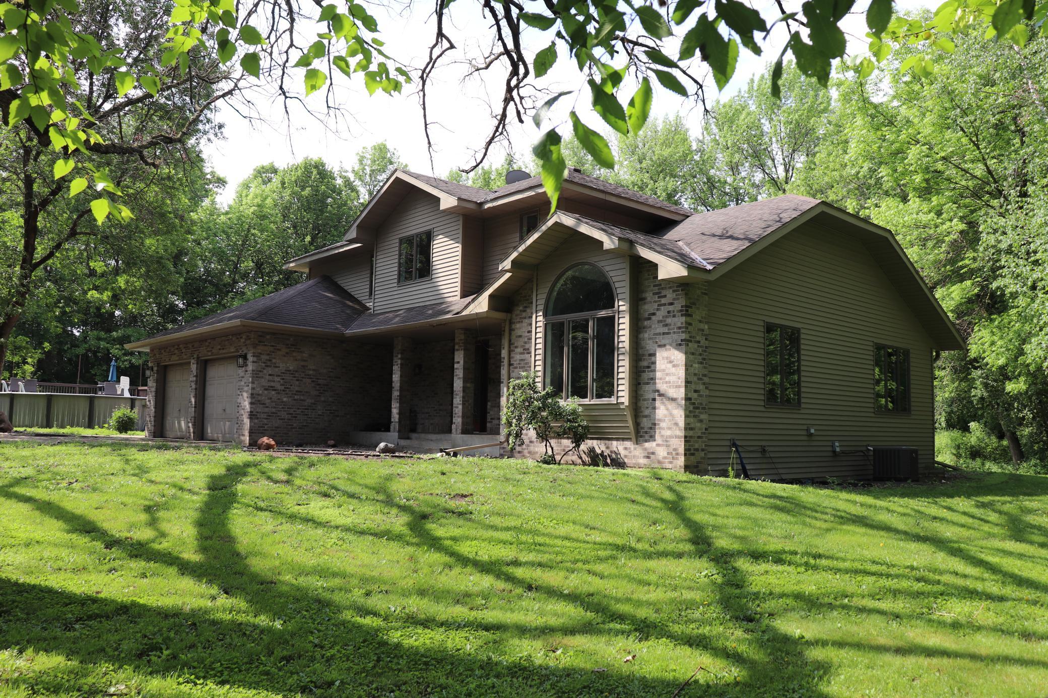 main property photo 37