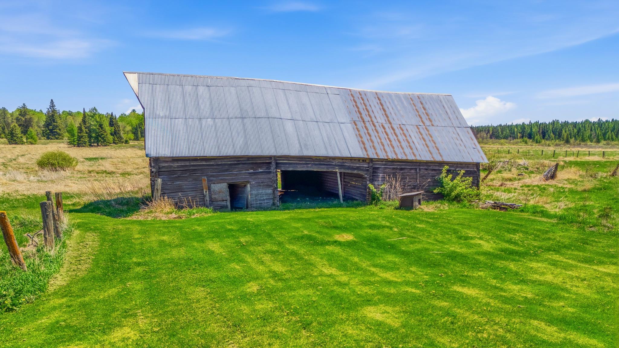 main property photo 35