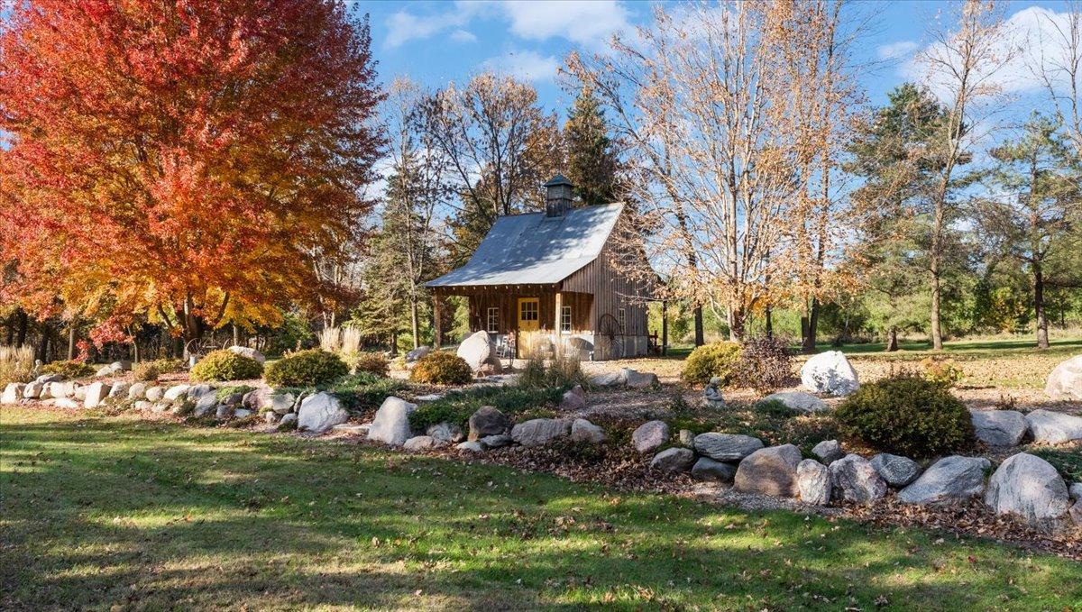 main property photo 7