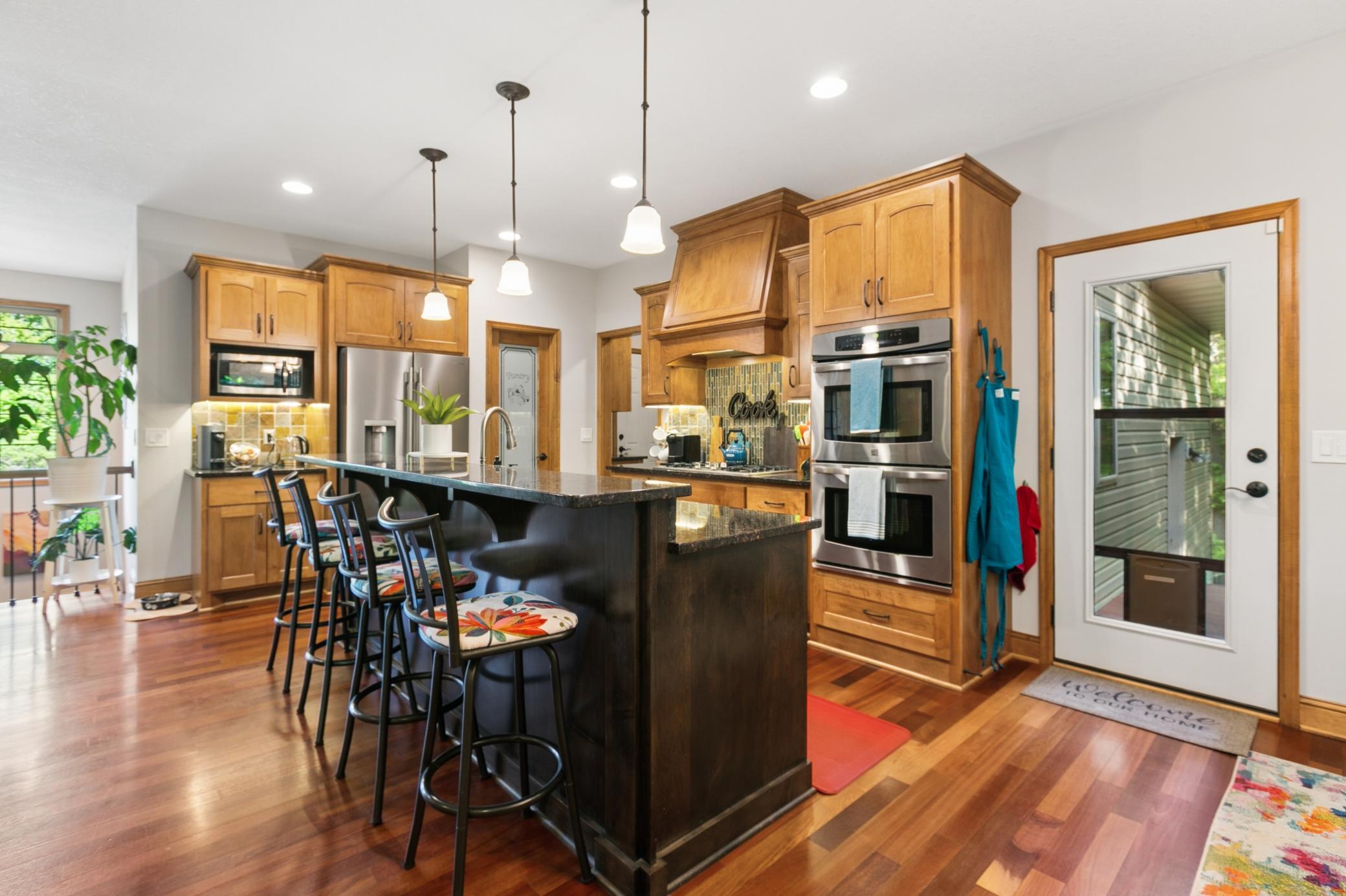 main property photo 5