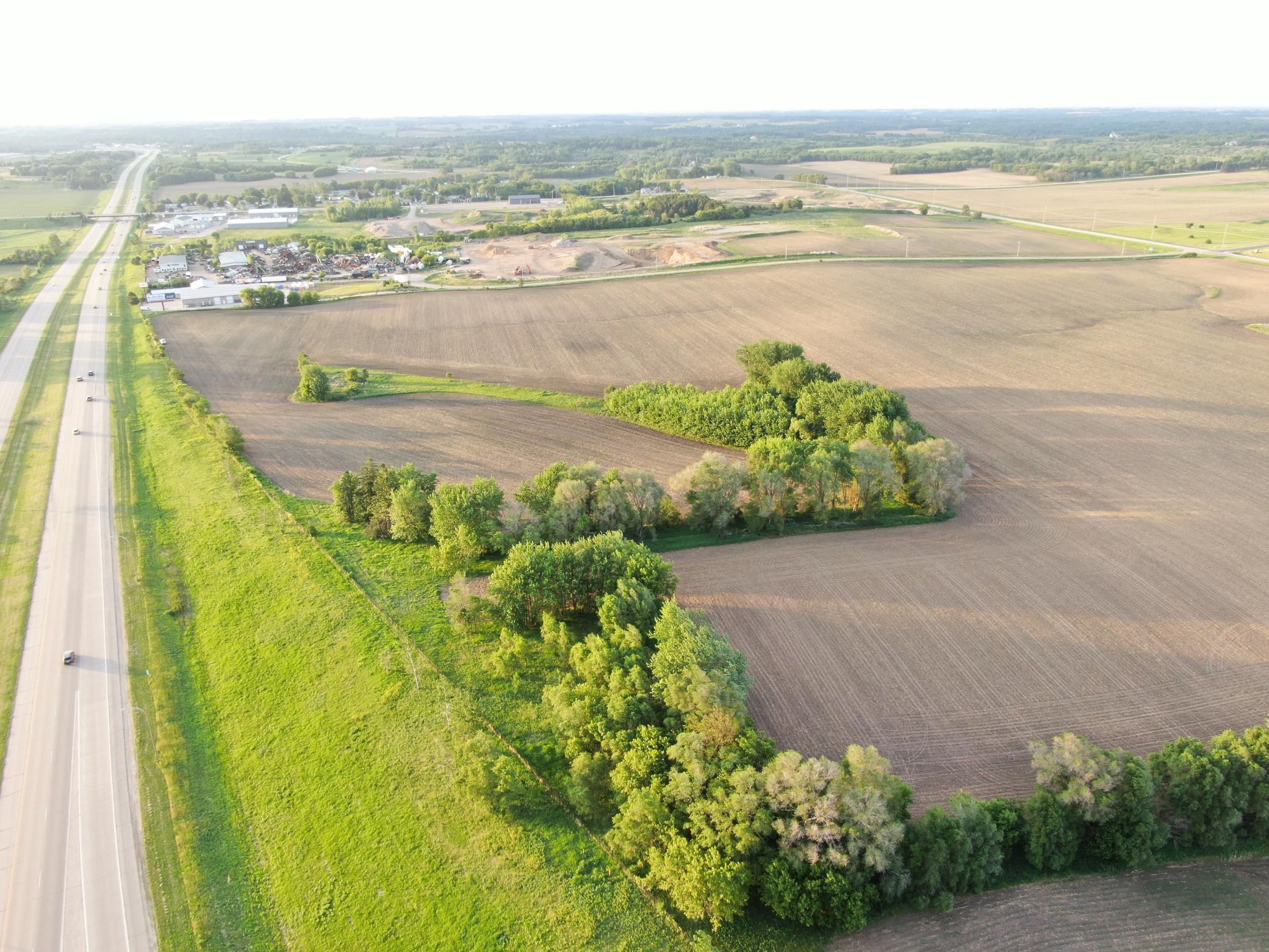 main property photo 7