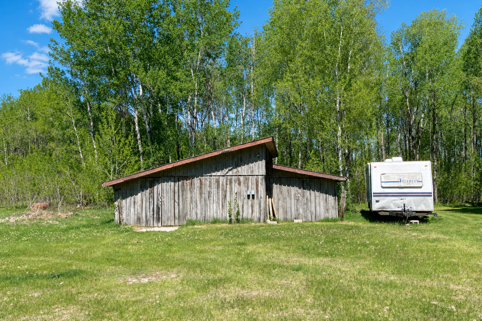 main property photo 34