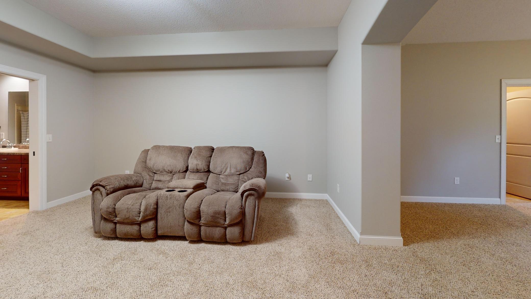 main property photo 68