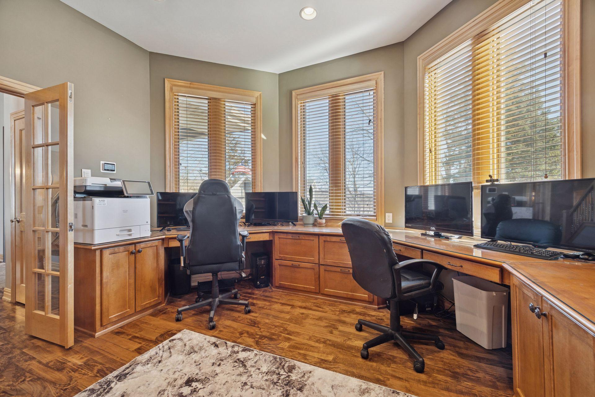 main property photo 40
