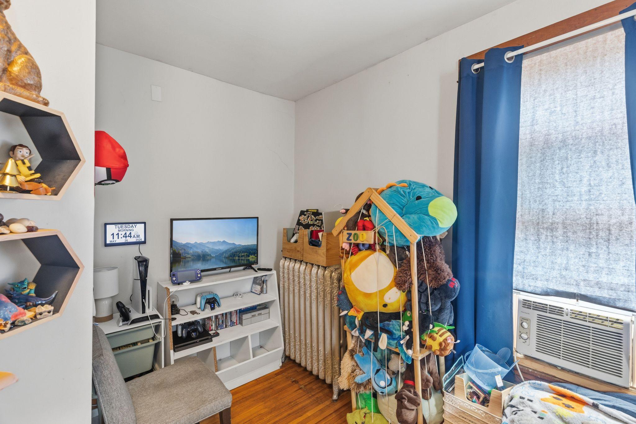 main property photo 35