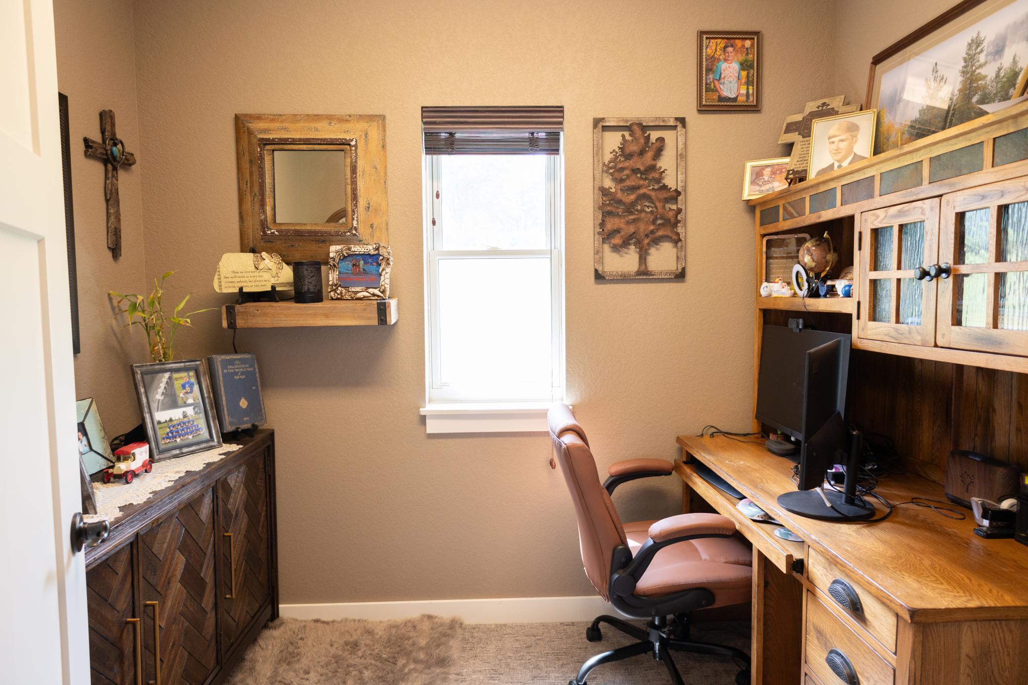 main property photo 23