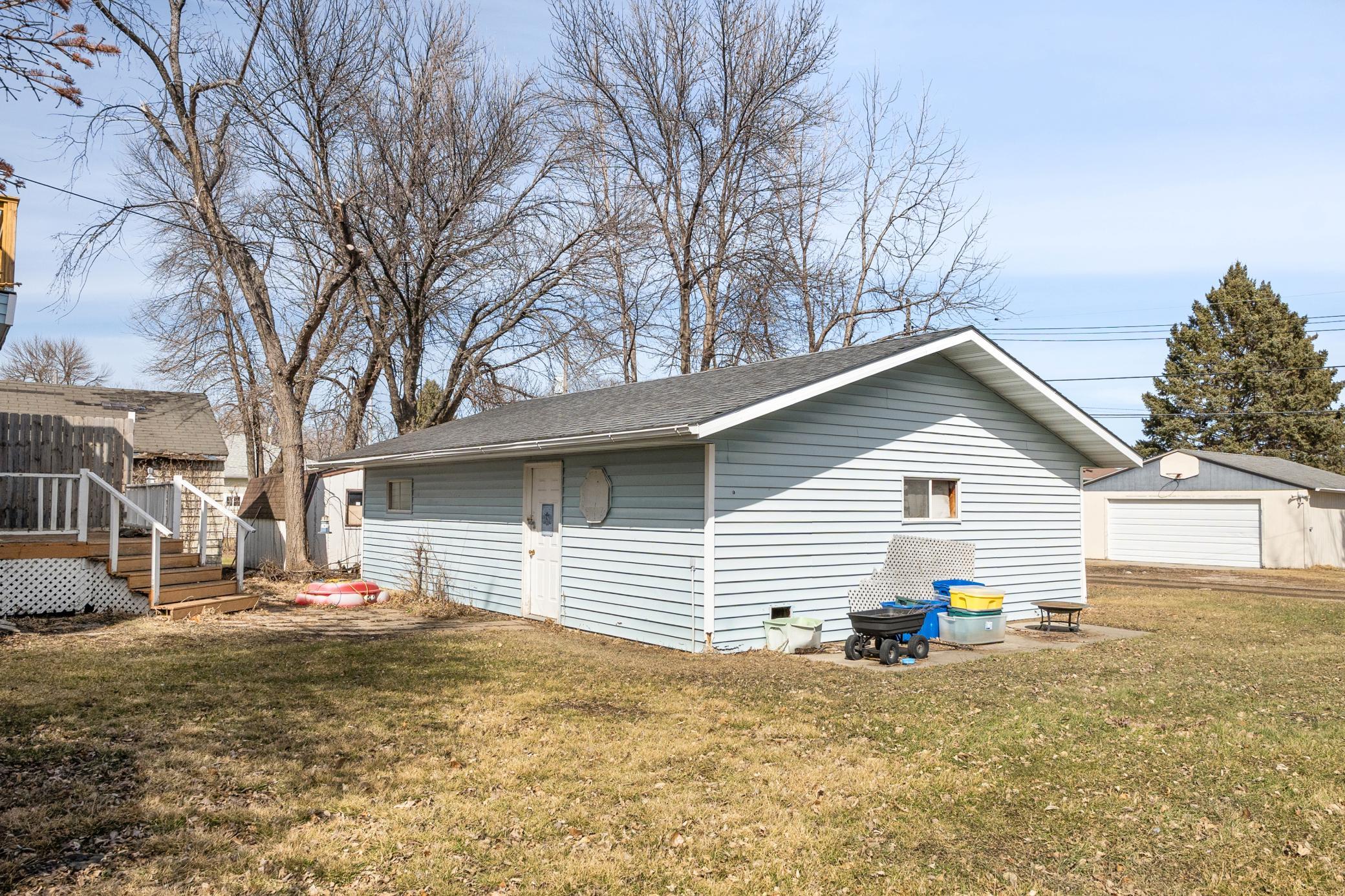 main property photo 22