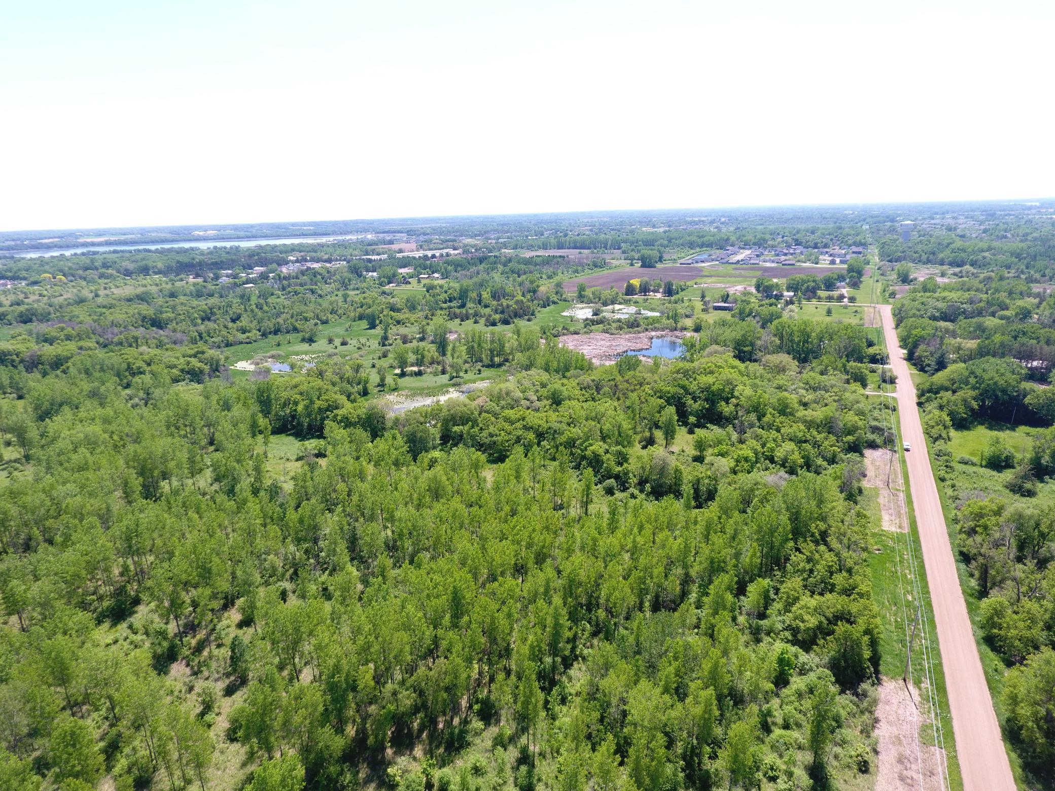 main property photo 25