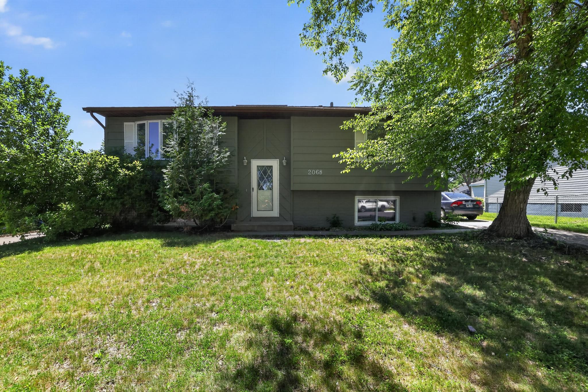 main property photo 7