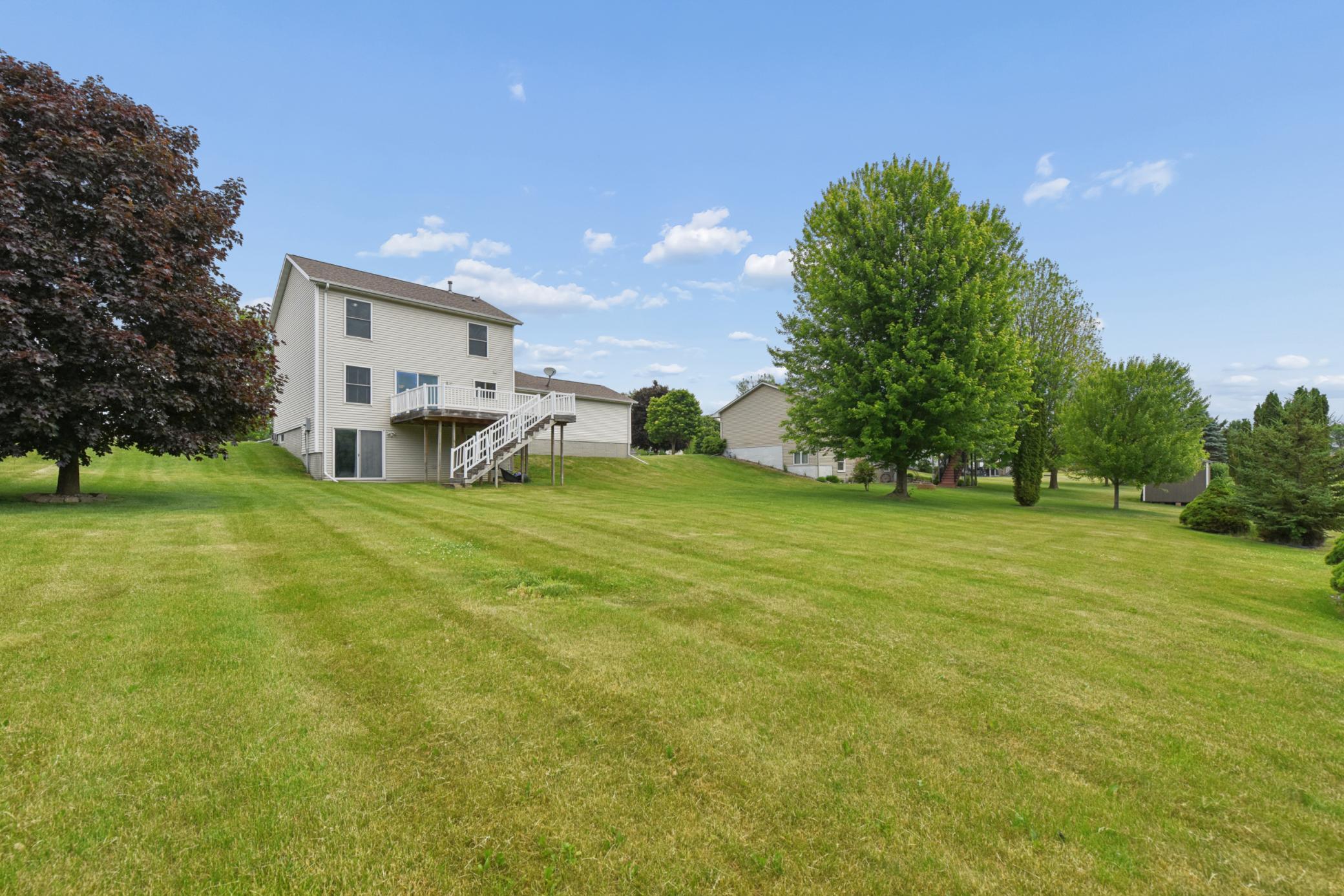 main property photo 23
