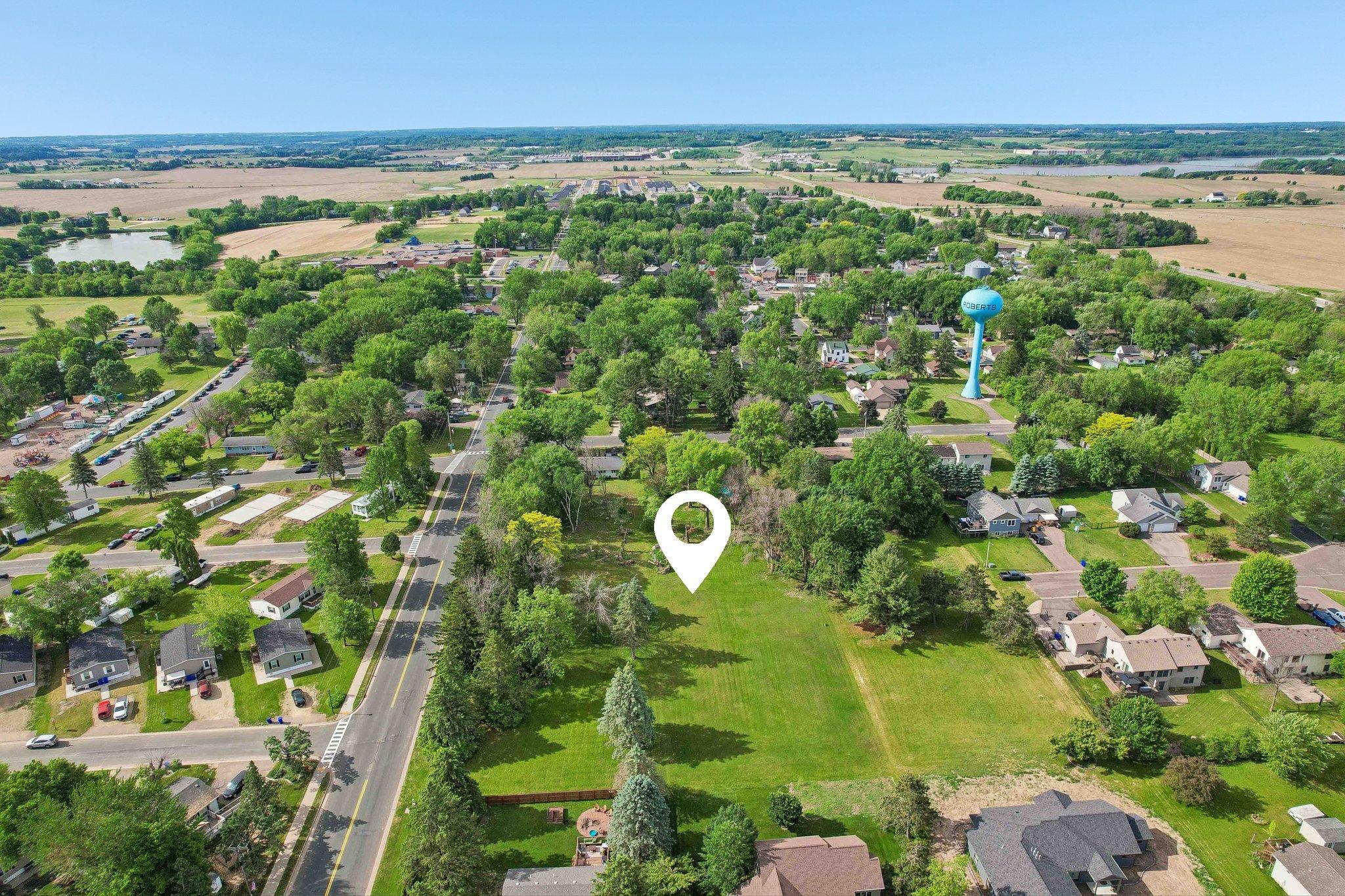 main property photo 10