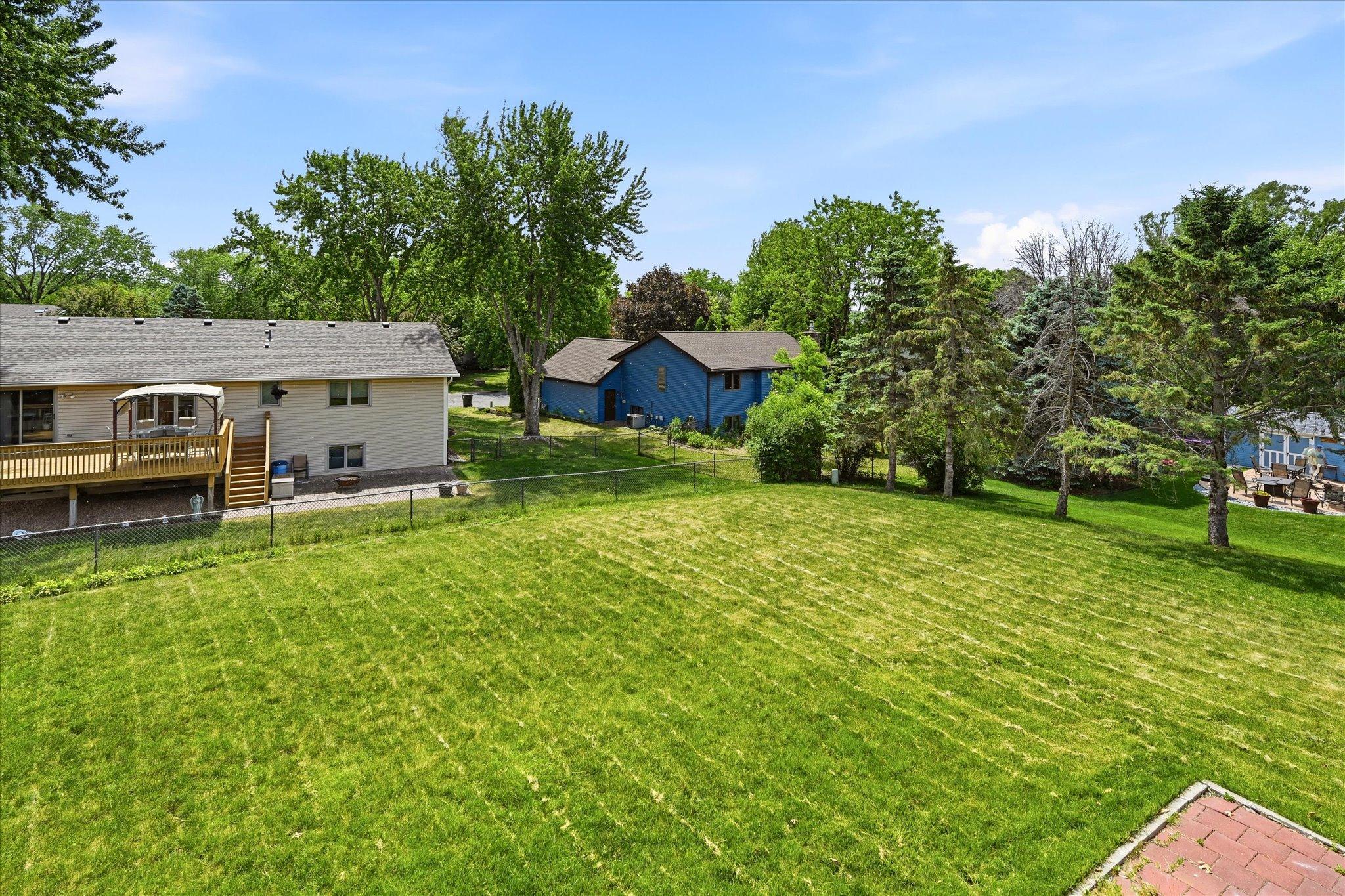 main property photo 10