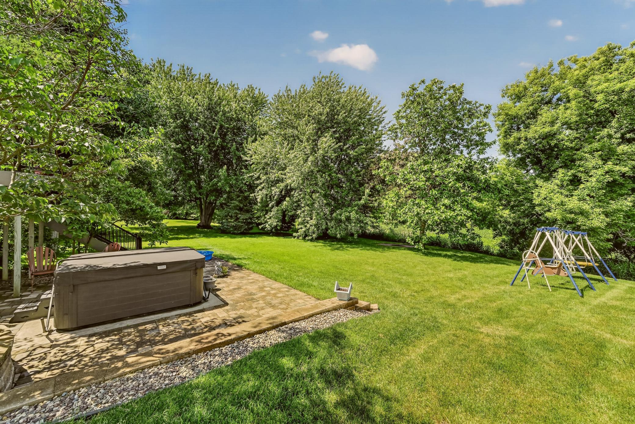 main property photo 5