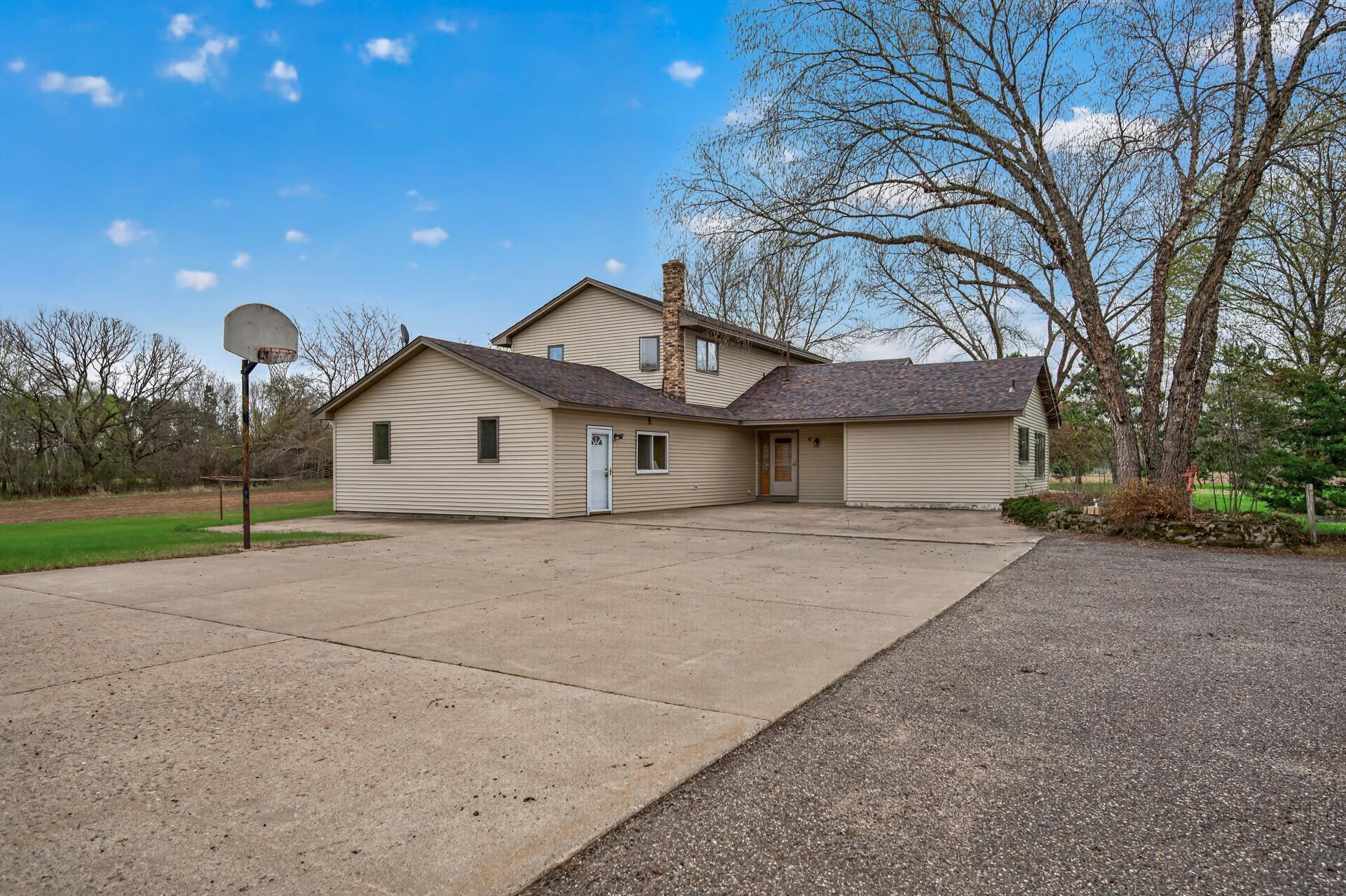 main property photo 6