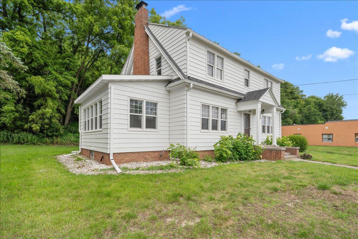 main property photo 6