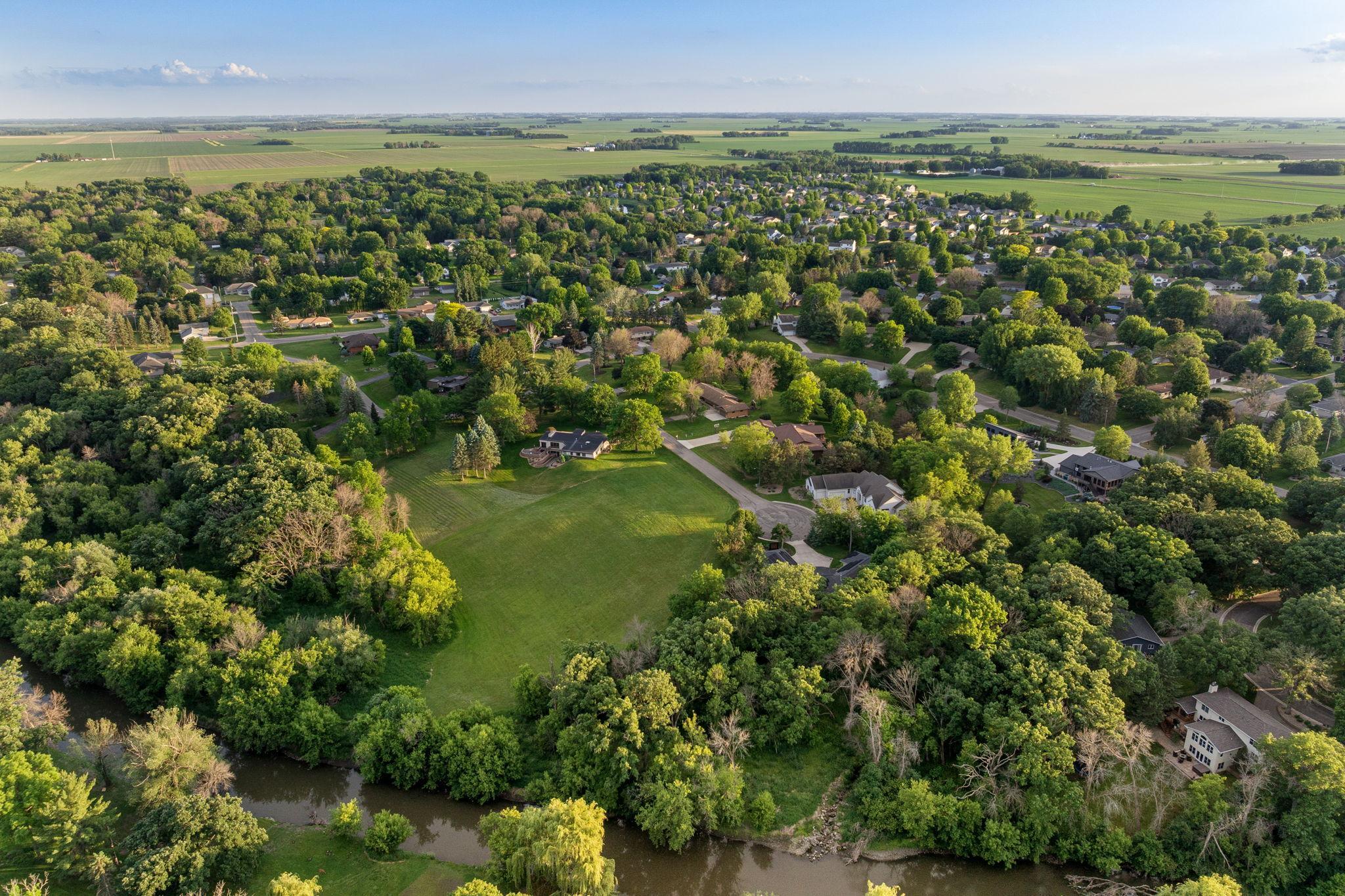 main property photo 42
