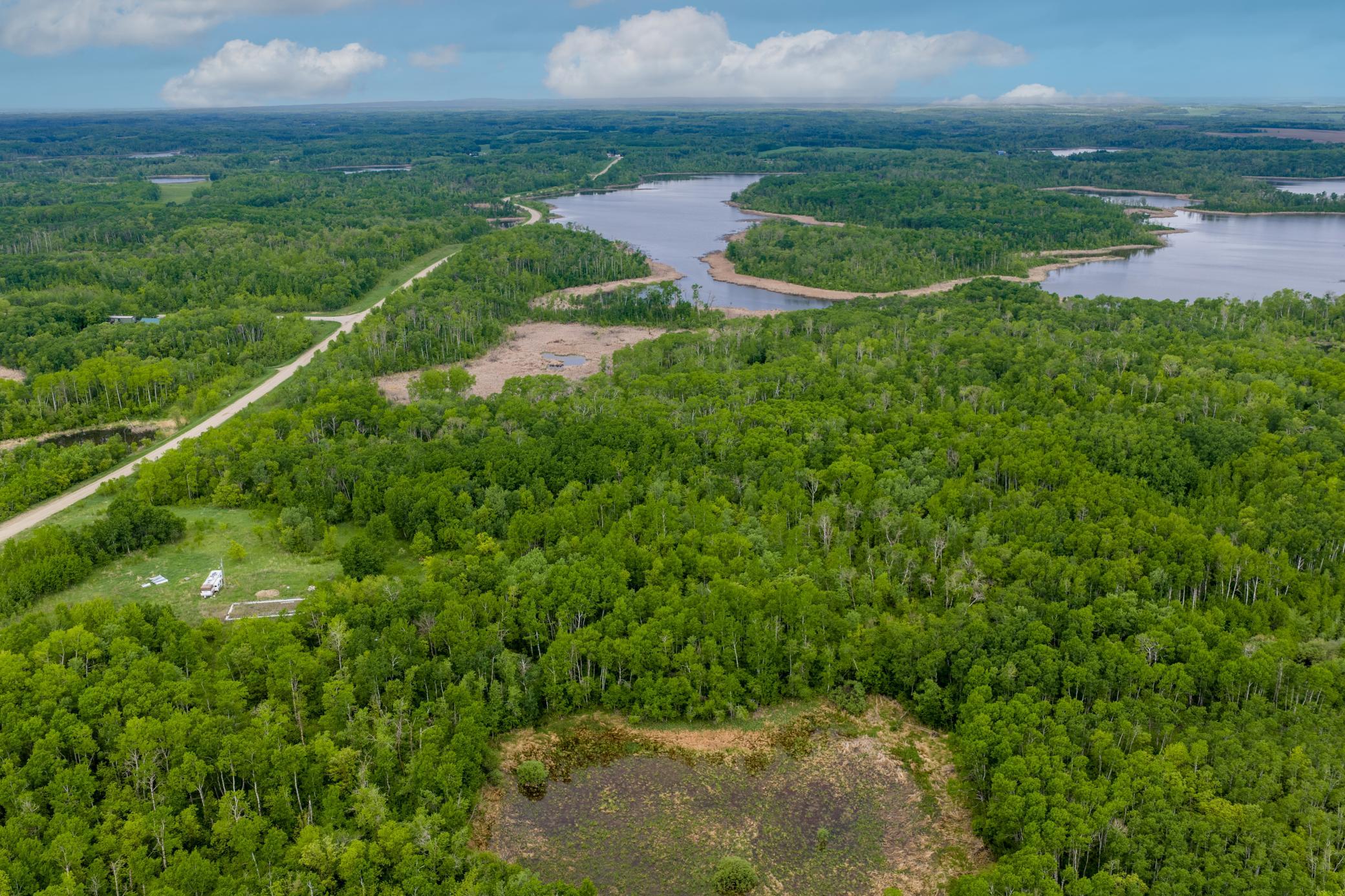 main property photo 16