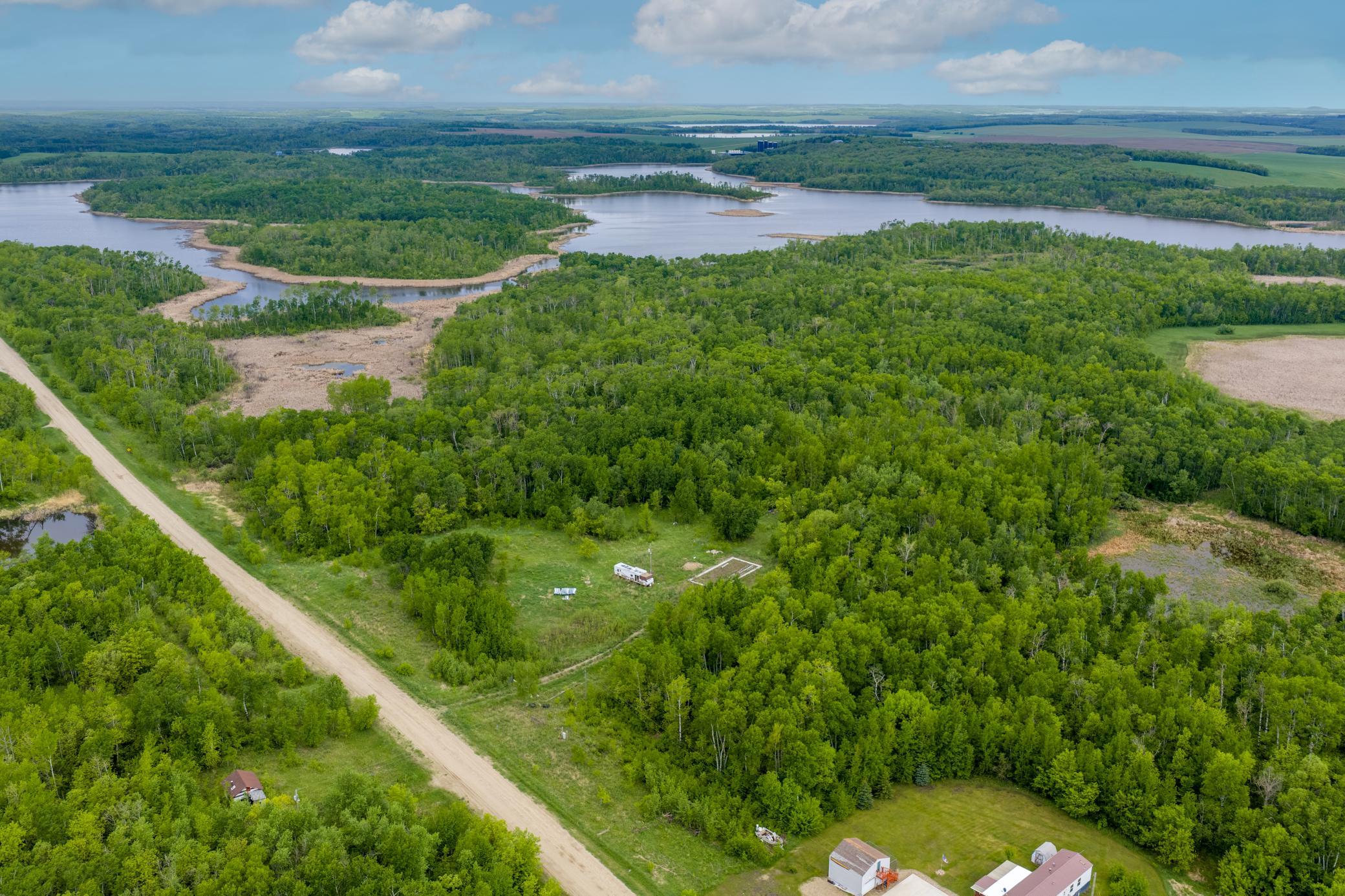 main property photo 18