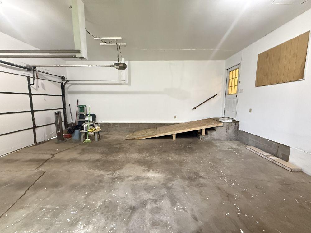 main property photo 76