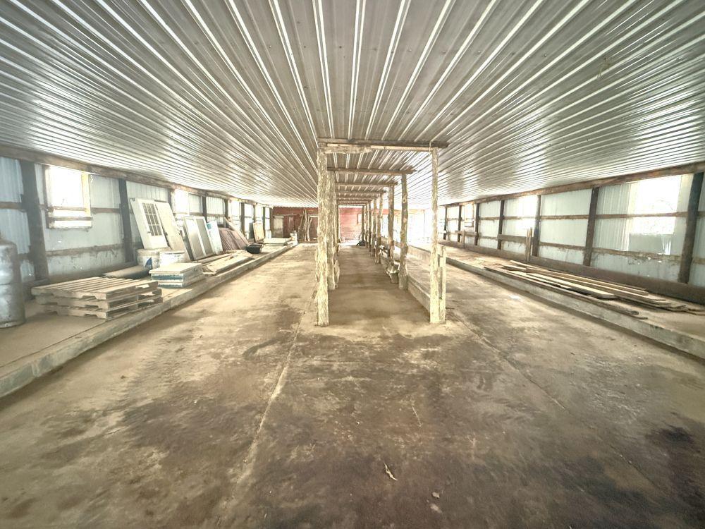 main property photo 78