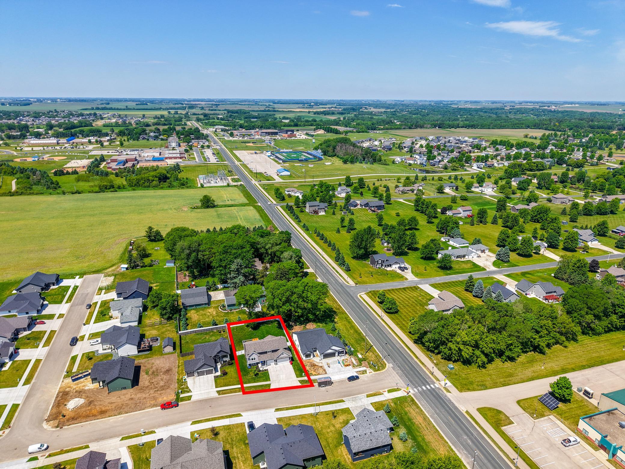 main property photo 33