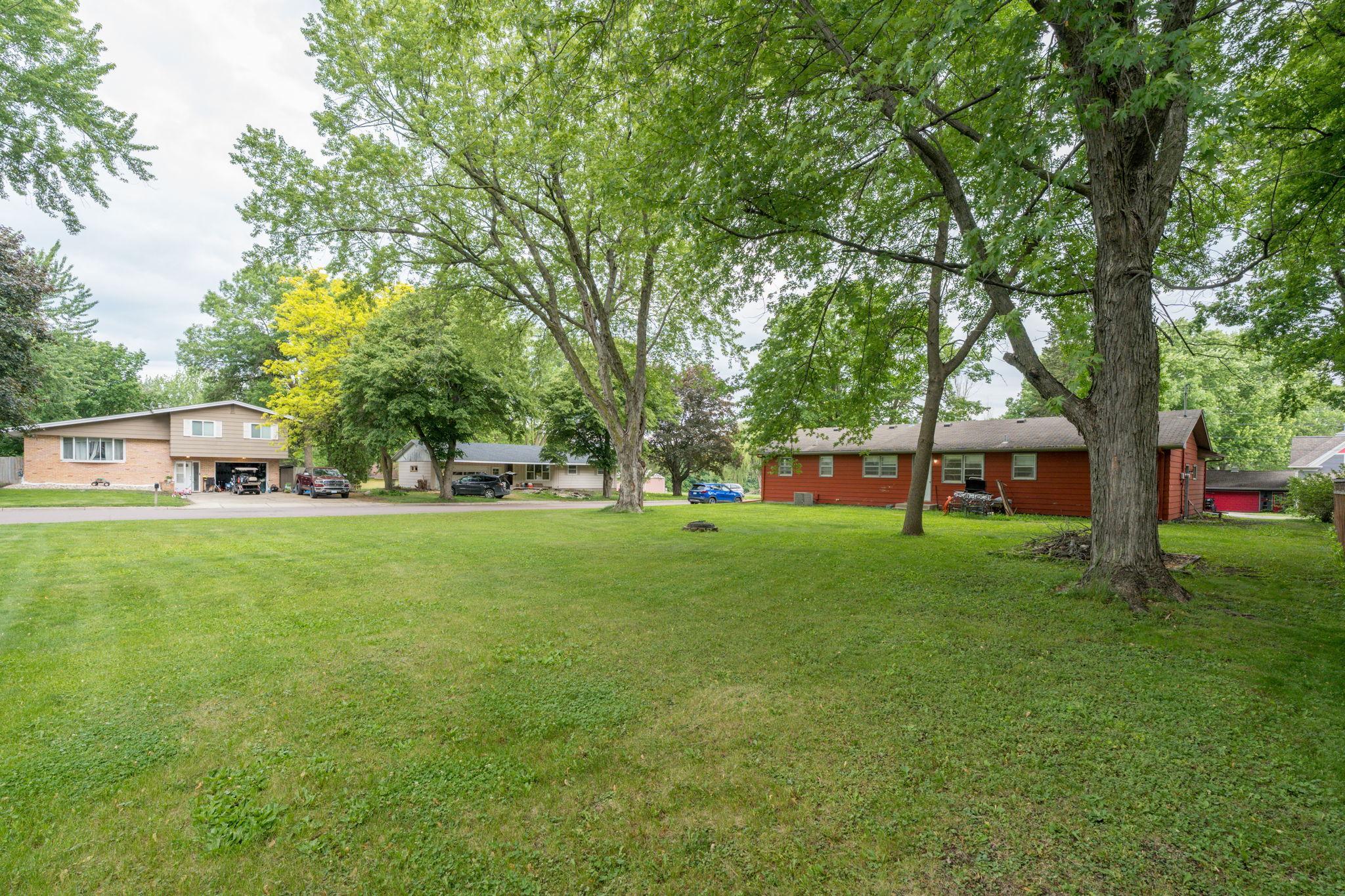 main property photo 32