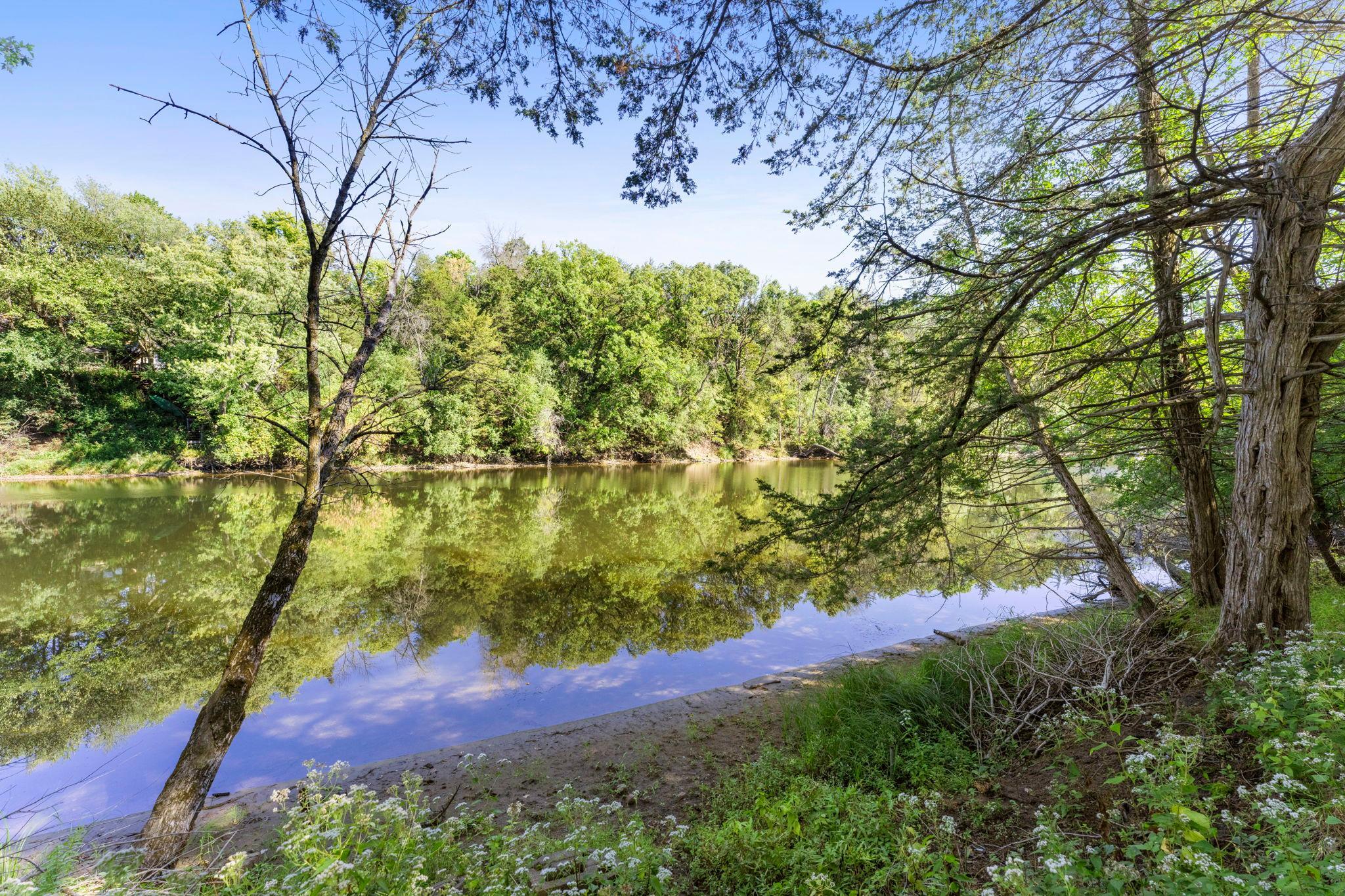 main property photo 51