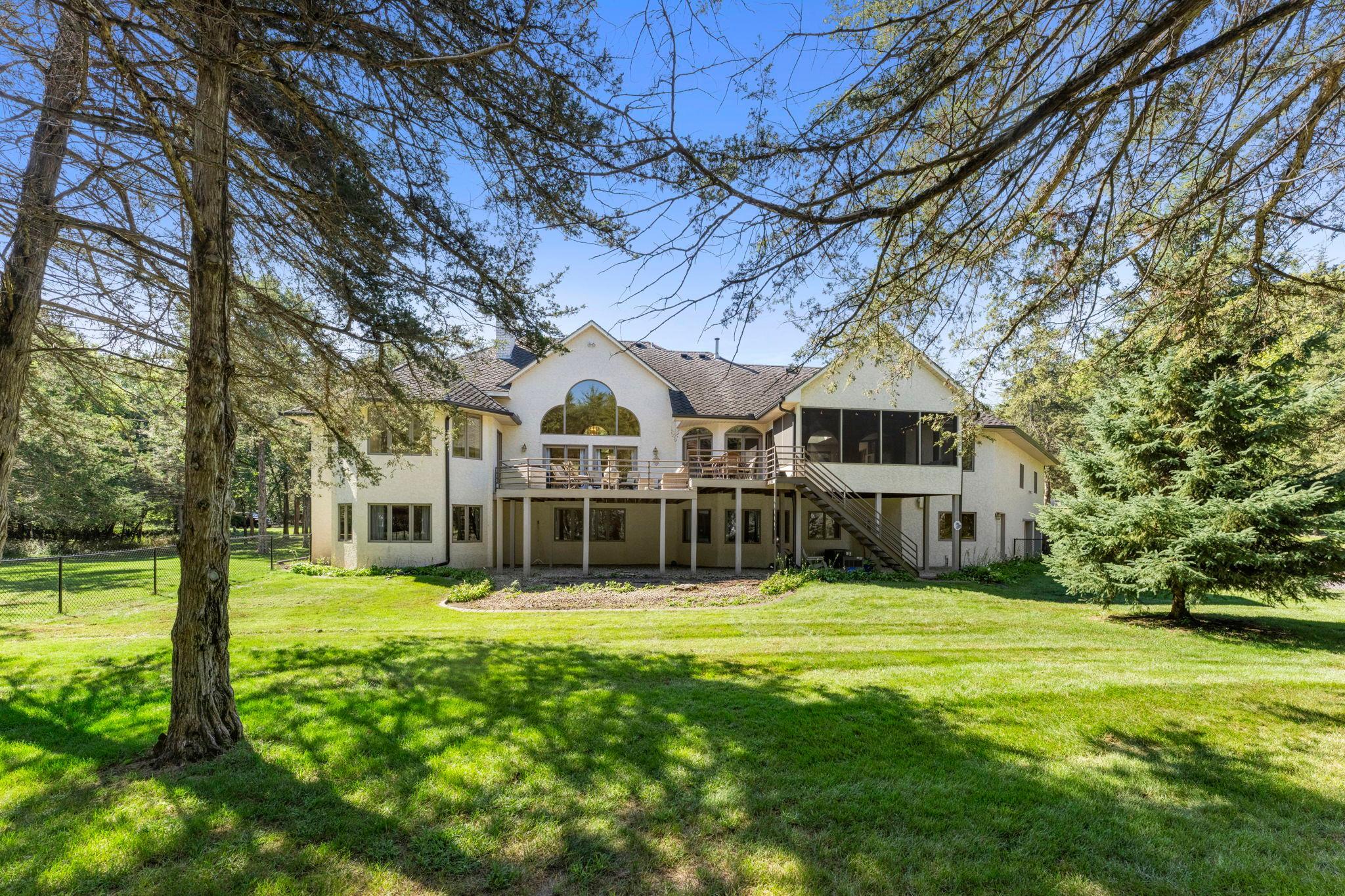 main property photo 7