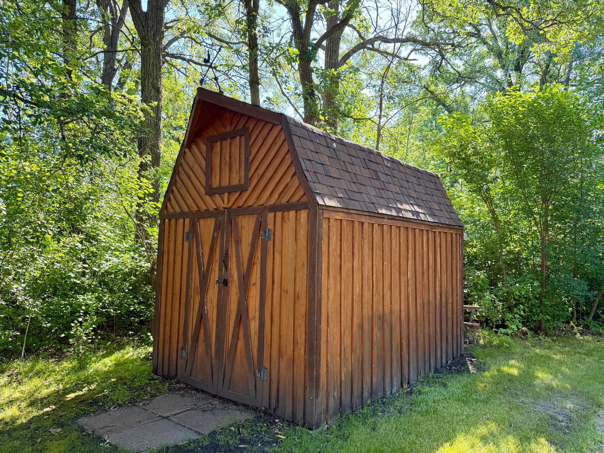 main property photo 29