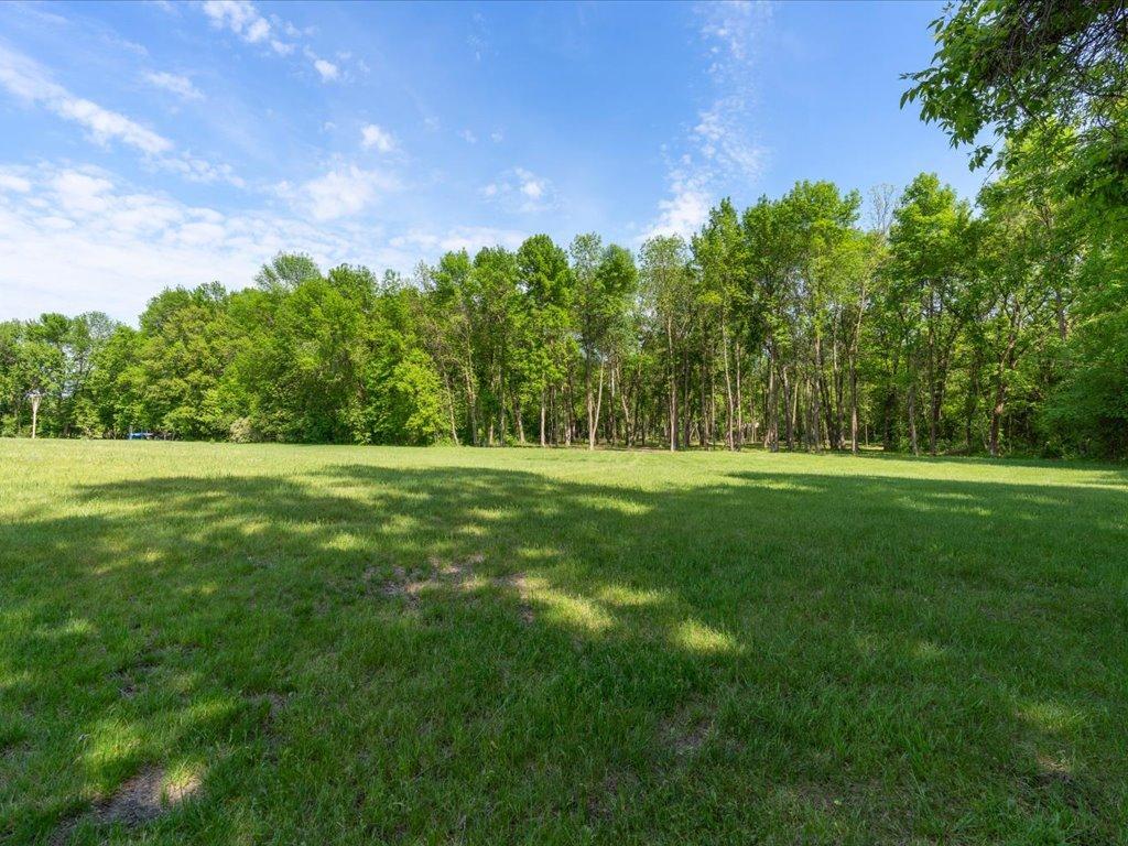 main property photo 79