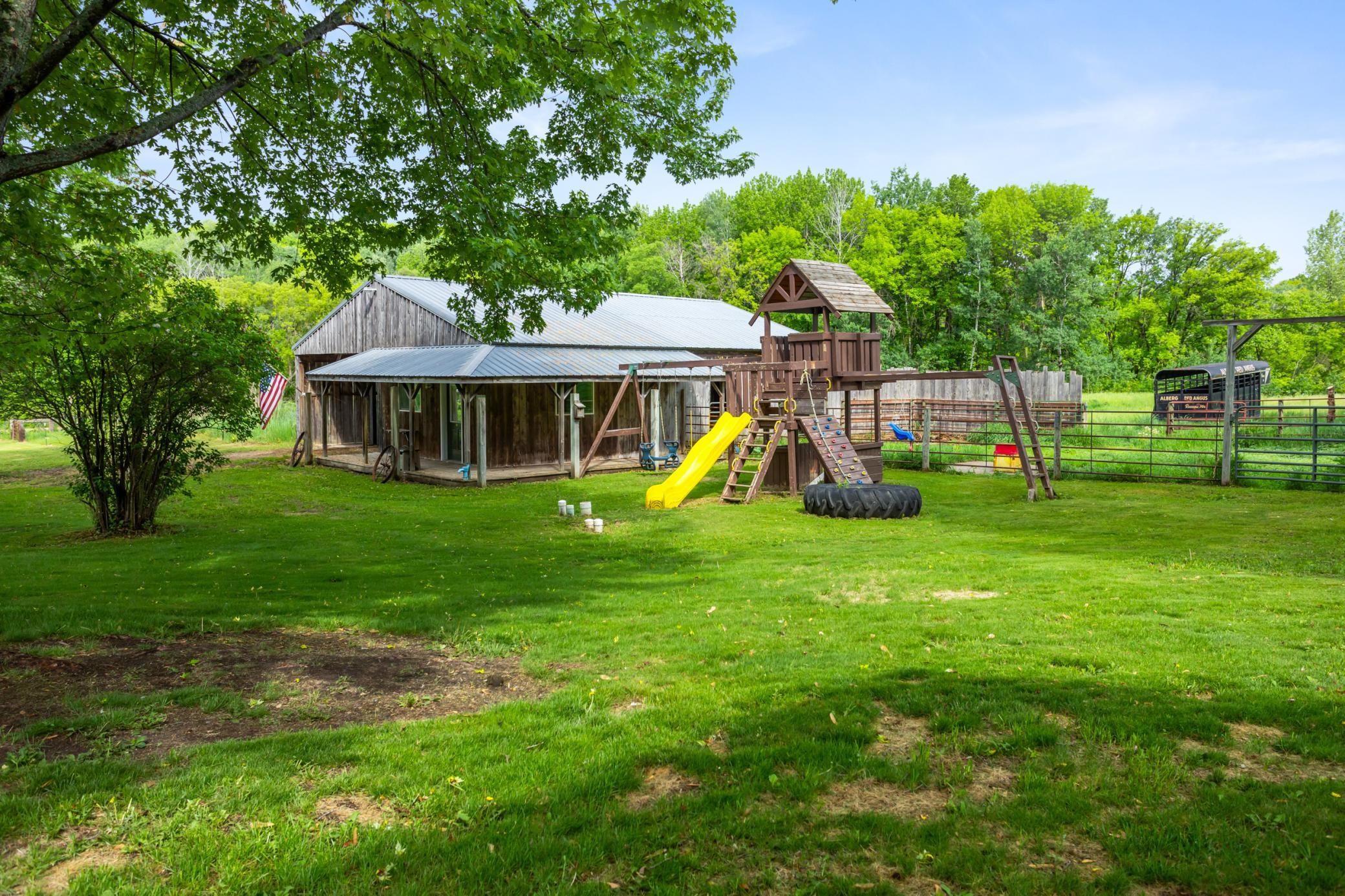 main property photo 39