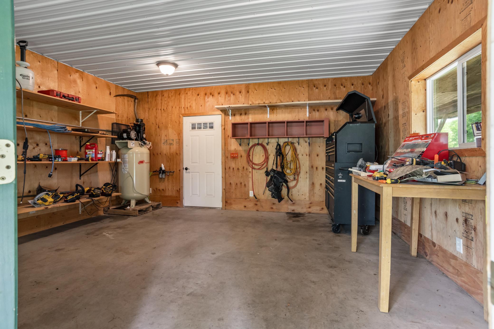 main property photo 41