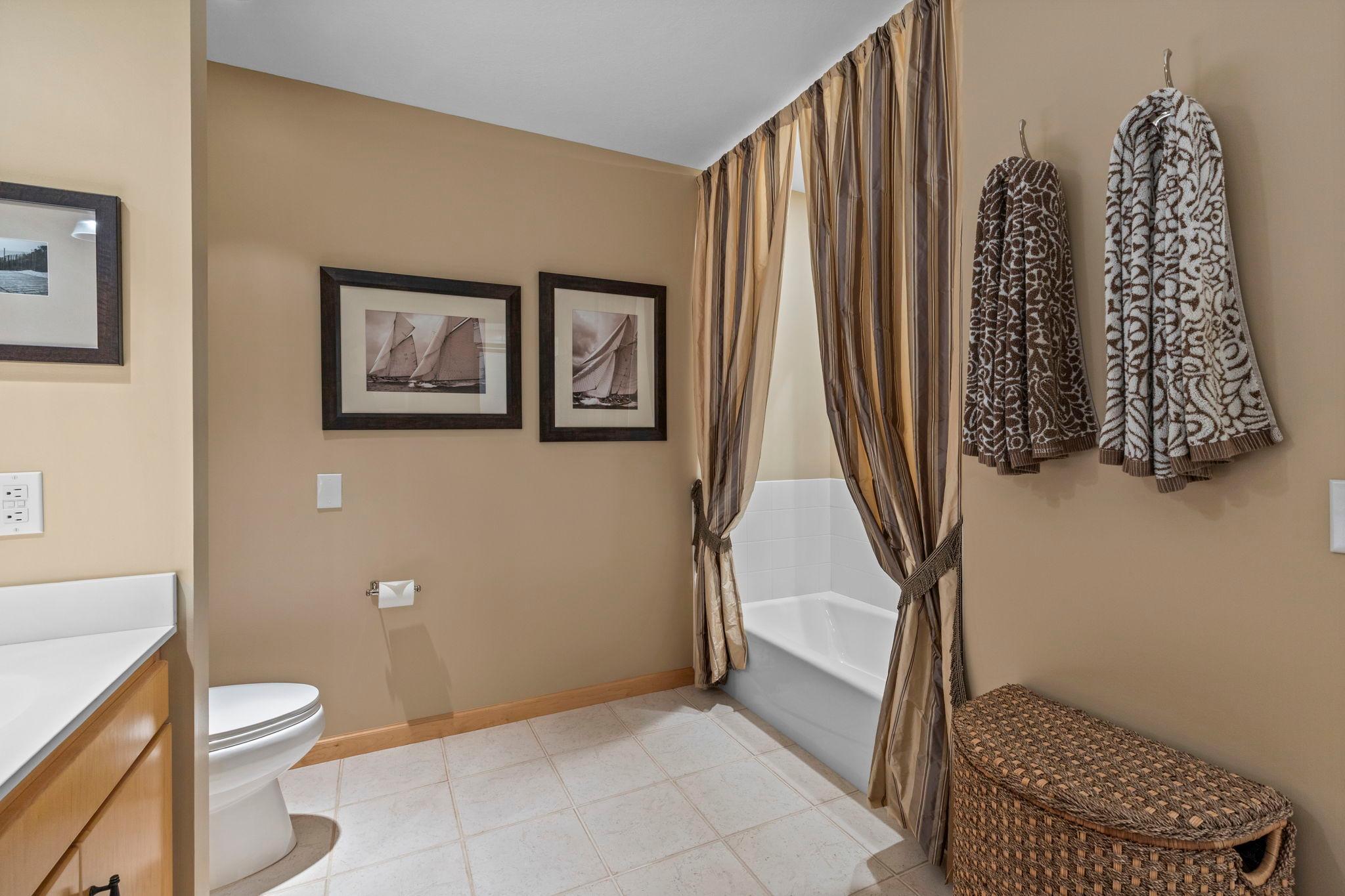 main property photo 75